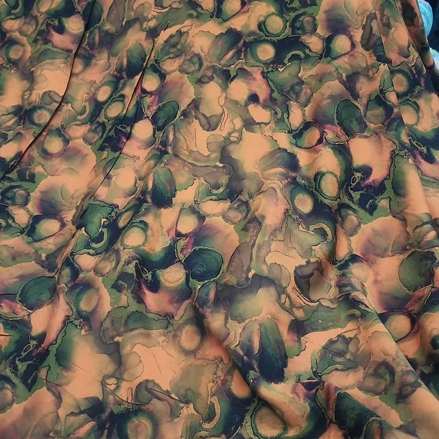 Türkmen fasonlar pombarh fasonlar Fasonlar 2025 fasonlar fason moda modalar Bezen bezen Türkmen fasonlar 2026 Türkmen fasonlar 2025 Türkmen fasonlar 2024 Türkmen fasonlar 2023 turkmenistan türkmenistan turkmen türkmen ashgabat  asgabat aşgabat balkan mary lebap dashoguz dasoguz daşoguz pombarh ponbarhat gulyupek gülýüpek stapel ştapel Gralan Çüýdeşen Abaýa Gadymy Krep Gurultaý 	Keteni Ýüpek Şifon Gipýur Lyon Welwet Atlas Kaşemir Streýç Suzana Ştapel Gülýüpek Pombarh Ýupka Gursakça Aksesuarlar Palto Penjek Okuw eşik Fata Sport eşik Uniforma Nakidka Öýme Şarf kompýuter ýaka ýaglyk Arenda köýnek 2nji el köýnek Taýyn köýnek Matalar Milli lybas milli lybaslar Toý köýnek Toý köýnekler toy koynek toy koynekler gundelik koynekler Gündelik	 
 köýnekler fata koynek Modern taze fason Eskiz koynektm turkmenkoynek türkmenkoynek fason moda moda fasonlar Iş eşik el iş	sada	ýakaly ýakasyz	keşdeli biserli	ýeňli giň nagyşly ýüregi açyk stoýka ýaka ýanly kombinasiýa 	zerli üsti aşak guşakly seçekli gysga ýeňli Ştapel, Gülýüpek    Gök, Ýaşyl, Mämişi, #4B2C75 yaz, tomus Matalar