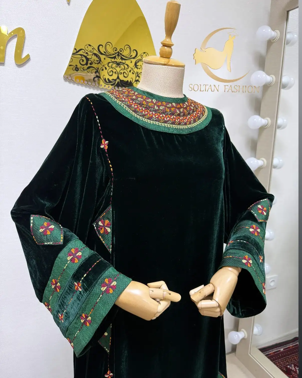 Türkmen fasonlar pombarh fasonlar Fasonlar 2025 fasonlar fason moda modalar Bezen bezen Türkmen fasonlar 2026 Türkmen fasonlar 2025 Türkmen fasonlar 2024 Türkmen fasonlar 2023 turkmenistan türkmenistan turkmen türkmen ashgabat  asgabat aşgabat balkan mary lebap dashoguz dasoguz daşoguz pombarh ponbarhat gulyupek gülýüpek stapel ştapel Gralan Çüýdeşen Abaýa Gadymy Krep Gurultaý 	Keteni Ýüpek Şifon Gipýur Lyon Welwet Atlas Kaşemir Streýç Suzana Ştapel Gülýüpek Pombarh Ýupka Gursakça Aksesuarlar Palto Penjek Okuw eşik Fata Sport eşik Uniforma Nakidka Öýme Şarf kompýuter ýaka ýaglyk Arenda köýnek 2nji el köýnek Taýyn köýnek Matalar Milli lybas milli lybaslar Toý köýnek Toý köýnekler toy koynek toy koynekler gundelik koynekler Gündelik	 
 köýnekler fata koynek Modern taze fason Eskiz koynektm turkmenkoynek türkmenkoynek fason moda moda fasonlar Iş eşik el iş	sada	ýakaly ýakasyz	keşdeli biserli	ýeňli giň nagyşly ýüregi açyk stoýka ýaka ýanly kombinasiýa 	zerli üsti aşak guşakly seçekli gysga ýeňli 