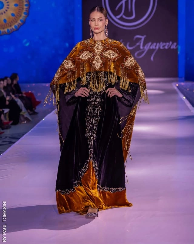 Türkmen fasonlar pombarh fasonlar Fasonlar 2025 fasonlar fason moda modalar Bezen bezen Türkmen fasonlar 2026 Türkmen fasonlar 2025 Türkmen fasonlar 2024 Türkmen fasonlar 2023 turkmenistan türkmenistan turkmen türkmen ashgabat  asgabat aşgabat balkan mary lebap dashoguz dasoguz daşoguz pombarh ponbarhat gulyupek gülýüpek stapel ştapel Gralan Çüýdeşen Abaýa Gadymy Krep Gurultaý 	Keteni Ýüpek Şifon Gipýur Lyon Welwet Atlas Kaşemir Streýç Suzana Ştapel Gülýüpek Pombarh Ýupka Gursakça Aksesuarlar Palto Penjek Okuw eşik Fata Sport eşik Uniforma Nakidka Öýme Şarf kompýuter ýaka ýaglyk Arenda köýnek 2nji el köýnek Taýyn köýnek Matalar Milli lybas milli lybaslar Toý köýnek Toý köýnekler toy koynek toy koynekler gundelik koynekler Gündelik	 
 köýnekler fata koynek Modern taze fason Eskiz koynektm turkmenkoynek türkmenkoynek fason moda moda fasonlar Iş eşik el iş	sada	ýakaly ýakasyz	keşdeli biserli	ýeňli giň nagyşly ýüregi açyk stoýka ýaka ýanly kombinasiýa 	zerli üsti aşak guşakly seçekli gysga ýeňli Panbarhat (Pombarh) Modern el iş, keşdeli, ýakasyz, ýeňli, giň, nagyşly, seçekli 17-25, 26-35 Gara, Goňur gysh