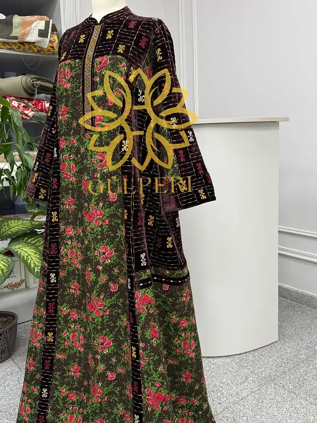 Türkmen fasonlar pombarh fasonlar Fasonlar 2025 fasonlar fason moda modalar Bezen bezen Türkmen fasonlar 2026 Türkmen fasonlar 2025 Türkmen fasonlar 2024 Türkmen fasonlar 2023 turkmenistan türkmenistan turkmen türkmen ashgabat  asgabat aşgabat balkan mary lebap dashoguz dasoguz daşoguz pombarh ponbarhat gulyupek gülýüpek stapel ştapel Gralan Çüýdeşen Abaýa Gadymy Krep Gurultaý 	Keteni Ýüpek Şifon Gipýur Lyon Welwet Atlas Kaşemir Streýç Suzana Ştapel Gülýüpek Pombarh Ýupka Gursakça Aksesuarlar Palto Penjek Okuw eşik Fata Sport eşik Uniforma Nakidka Öýme Şarf kompýuter ýaka ýaglyk Arenda köýnek 2nji el köýnek Taýyn köýnek Matalar Milli lybas milli lybaslar Toý köýnek Toý köýnekler toy koynek toy koynekler gundelik koynekler Gündelik	 
 köýnekler fata koynek Modern taze fason Eskiz koynektm turkmenkoynek türkmenkoynek fason moda moda fasonlar Iş eşik el iş	sada	ýakaly ýakasyz	keşdeli biserli	ýeňli giň nagyşly ýüregi açyk stoýka ýaka ýanly kombinasiýa 	zerli üsti aşak guşakly seçekli gysga ýeňli 