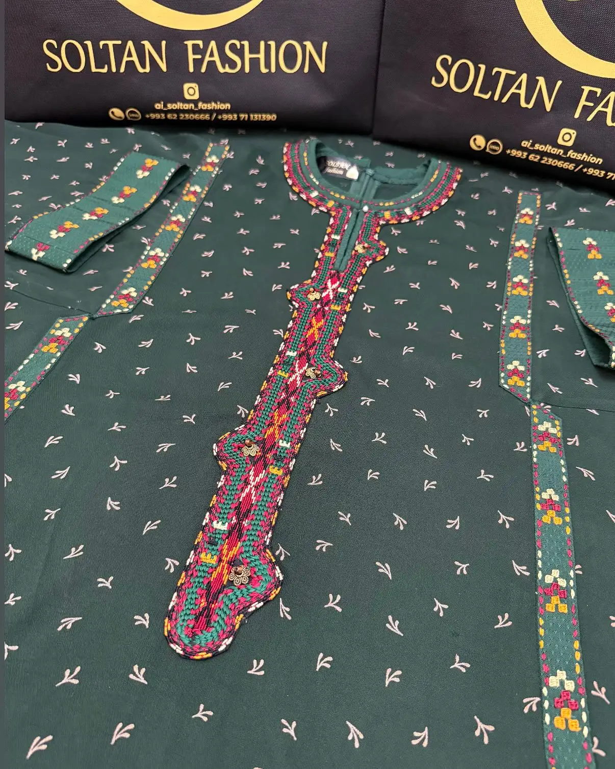 Türkmen fasonlar pombarh fasonlar Fasonlar 2025 fasonlar fason moda modalar Bezen bezen Türkmen fasonlar 2026 Türkmen fasonlar 2025 Türkmen fasonlar 2024 Türkmen fasonlar 2023 turkmenistan türkmenistan turkmen türkmen ashgabat  asgabat aşgabat balkan mary lebap dashoguz dasoguz daşoguz pombarh ponbarhat gulyupek gülýüpek stapel ştapel Gralan Çüýdeşen Abaýa Gadymy Krep Gurultaý 	Keteni Ýüpek Şifon Gipýur Lyon Welwet Atlas Kaşemir Streýç Suzana Ştapel Gülýüpek Pombarh Ýupka Gursakça Aksesuarlar Palto Penjek Okuw eşik Fata Sport eşik Uniforma Nakidka Öýme Şarf kompýuter ýaka ýaglyk Arenda köýnek 2nji el köýnek Taýyn köýnek Matalar Milli lybas milli lybaslar Toý köýnek Toý köýnekler toy koynek toy koynekler gundelik koynekler Gündelik	 
 köýnekler fata koynek Modern taze fason Eskiz koynektm turkmenkoynek türkmenkoynek fason moda moda fasonlar Iş eşik el iş	sada	ýakaly ýakasyz	keşdeli biserli	ýeňli giň nagyşly ýüregi açyk stoýka ýaka ýanly kombinasiýa 	zerli üsti aşak guşakly seçekli gysga ýeňli 