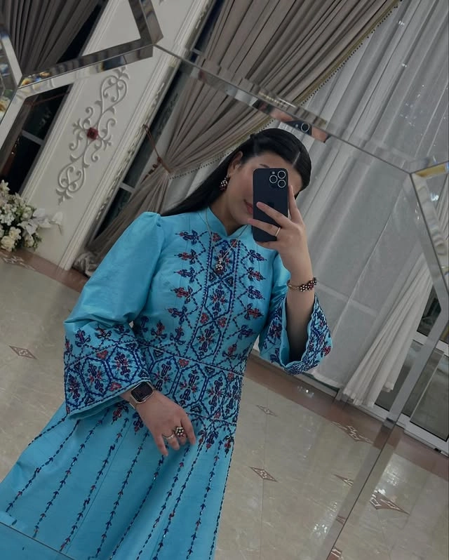 Türkmen fasonlar pombarh fasonlar Fasonlar 2025 fasonlar fason moda modalar Bezen bezen Türkmen fasonlar 2026 Türkmen fasonlar 2025 Türkmen fasonlar 2024 Türkmen fasonlar 2023 turkmenistan türkmenistan turkmen türkmen ashgabat  asgabat aşgabat balkan mary lebap dashoguz dasoguz daşoguz pombarh ponbarhat gulyupek gülýüpek stapel ştapel Gralan Çüýdeşen Abaýa Gadymy Krep Gurultaý 	Keteni Ýüpek Şifon Gipýur Lyon Welwet Atlas Kaşemir Streýç Suzana Ştapel Gülýüpek Pombarh Ýupka Gursakça Aksesuarlar Palto Penjek Okuw eşik Fata Sport eşik Uniforma Nakidka Öýme Şarf kompýuter ýaka ýaglyk Arenda köýnek 2nji el köýnek Taýyn köýnek Matalar Milli lybas milli lybaslar Toý köýnek Toý köýnekler toy koynek toy koynekler gundelik koynekler Gündelik	 
 köýnekler fata koynek Modern taze fason Eskiz koynektm turkmenkoynek türkmenkoynek fason moda moda fasonlar Iş eşik el iş	sada	ýakaly ýakasyz	keşdeli biserli	ýeňli giň nagyşly ýüregi açyk stoýka ýaka ýanly kombinasiýa 	zerli üsti aşak guşakly seçekli gysga ýeňli Keteni, Şantu Toý köýnek el iş, keşdeli, ýakasyz, ýanly, ýeňli, giň, nagyşly  Gök yaz, guyz, gysh