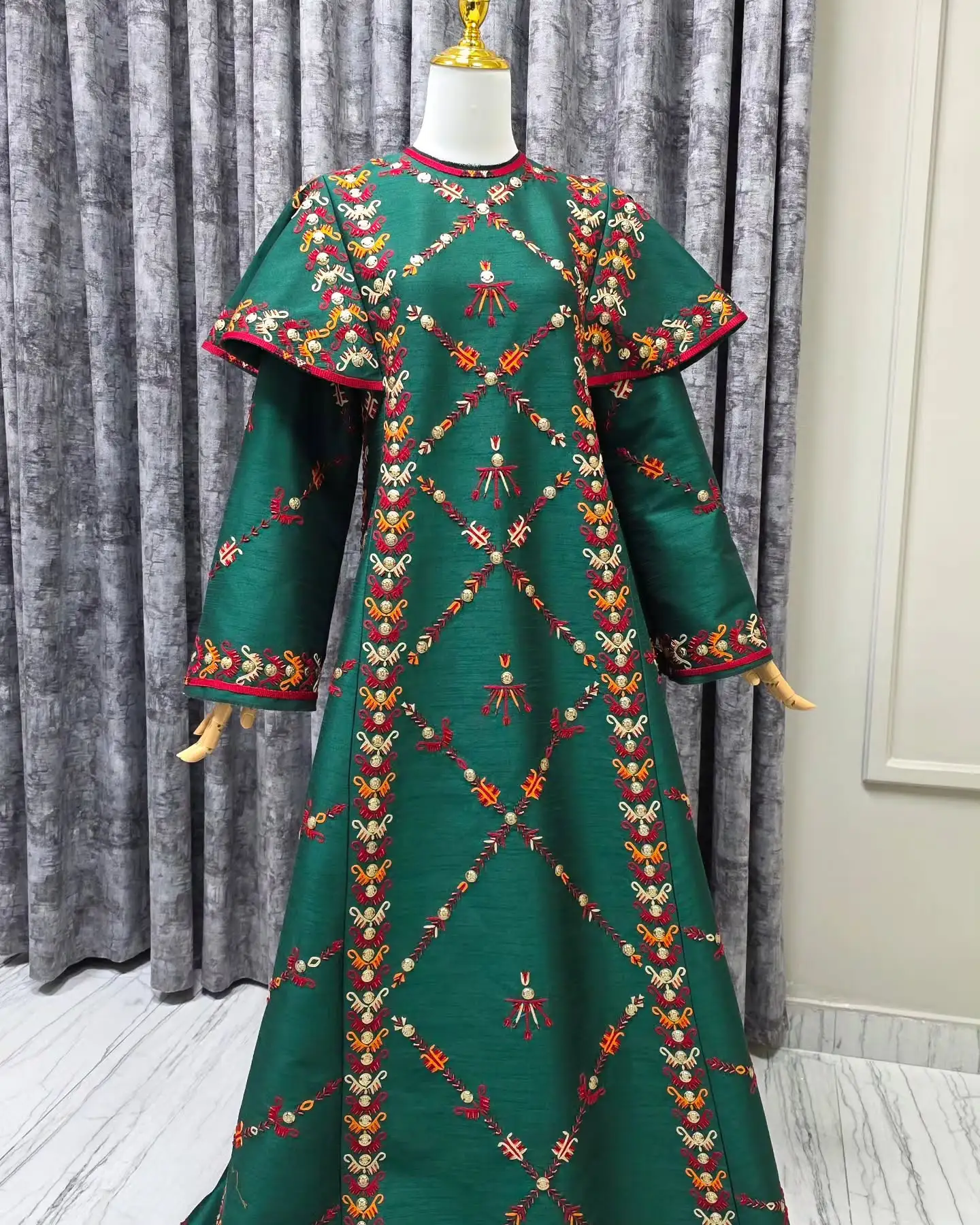 Türkmen fasonlar pombarh fasonlar Fasonlar 2025 fasonlar fason moda modalar Bezen bezen Türkmen fasonlar 2026 Türkmen fasonlar 2025 Türkmen fasonlar 2024 Türkmen fasonlar 2023 turkmenistan türkmenistan turkmen türkmen ashgabat  asgabat aşgabat balkan mary lebap dashoguz dasoguz daşoguz pombarh ponbarhat gulyupek gülýüpek stapel ştapel Gralan Çüýdeşen Abaýa Gadymy Krep Gurultaý 	Keteni Ýüpek Şifon Gipýur Lyon Welwet Atlas Kaşemir Streýç Suzana Ştapel Gülýüpek Pombarh Ýupka Gursakça Aksesuarlar Palto Penjek Okuw eşik Fata Sport eşik Uniforma Nakidka Öýme Şarf kompýuter ýaka ýaglyk Arenda köýnek 2nji el köýnek Taýyn köýnek Matalar Milli lybas milli lybaslar Toý köýnek Toý köýnekler toy koynek toy koynekler gundelik koynekler Gündelik	 
 köýnekler fata koynek Modern taze fason Eskiz koynektm turkmenkoynek türkmenkoynek fason moda moda fasonlar Iş eşik el iş	sada	ýakaly ýakasyz	keşdeli biserli	ýeňli giň nagyşly ýüregi açyk stoýka ýaka ýanly kombinasiýa 	zerli üsti aşak guşakly seçekli gysga ýeňli Şantu Toý köýnek el iş, keşdeli, biserli, ýeňli, giň 17-25, 26-35 Goýy-ýaşyl yaz, tomus, guyz, gysh