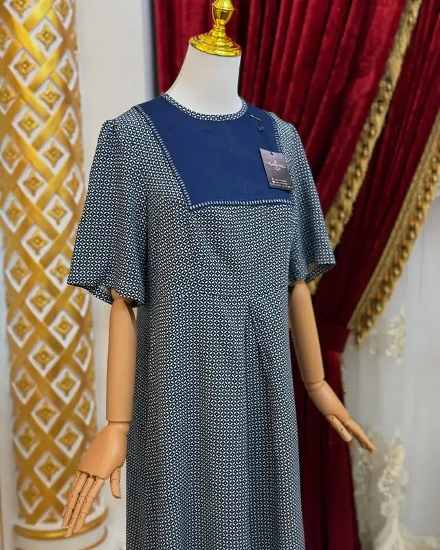 Türkmen fasonlar pombarh fasonlar Fasonlar 2025 fasonlar fason moda modalar Bezen bezen Türkmen fasonlar 2026 Türkmen fasonlar 2025 Türkmen fasonlar 2024 Türkmen fasonlar 2023 turkmenistan türkmenistan turkmen türkmen ashgabat  asgabat aşgabat balkan mary lebap dashoguz dasoguz daşoguz pombarh ponbarhat gulyupek gülýüpek stapel ştapel Gralan Çüýdeşen Abaýa Gadymy Krep Gurultaý 	Keteni Ýüpek Şifon Gipýur Lyon Welwet Atlas Kaşemir Streýç Suzana Ştapel Gülýüpek Pombarh Ýupka Gursakça Aksesuarlar Palto Penjek Okuw eşik Fata Sport eşik Uniforma Nakidka Öýme Şarf kompýuter ýaka ýaglyk Arenda köýnek 2nji el köýnek Taýyn köýnek Matalar Milli lybas milli lybaslar Toý köýnek Toý köýnekler toy koynek toy koynekler gundelik koynekler Gündelik	 
 köýnekler fata koynek Modern taze fason Eskiz koynektm turkmenkoynek türkmenkoynek fason moda moda fasonlar Iş eşik el iş	sada	ýakaly ýakasyz	keşdeli biserli	ýeňli giň nagyşly ýüregi açyk stoýka ýaka ýanly kombinasiýa 	zerli üsti aşak guşakly seçekli gysga ýeňli Ştapel Gündelik sada, ýakasyz, gysga ýeňli, giň 17-25 Benewşe, Kümüş tomus Taýyn köýnek