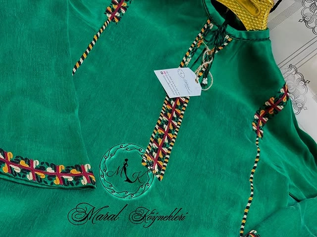 Türkmen fasonlar pombarh fasonlar Fasonlar 2025 fasonlar fason moda modalar Bezen bezen Türkmen fasonlar 2026 Türkmen fasonlar 2025 Türkmen fasonlar 2024 Türkmen fasonlar 2023 turkmenistan türkmenistan turkmen türkmen ashgabat  asgabat aşgabat balkan mary lebap dashoguz dasoguz daşoguz pombarh ponbarhat gulyupek gülýüpek stapel ştapel Gralan Çüýdeşen Abaýa Gadymy Krep Gurultaý 	Keteni Ýüpek Şifon Gipýur Lyon Welwet Atlas Kaşemir Streýç Suzana Ştapel Gülýüpek Pombarh Ýupka Gursakça Aksesuarlar Palto Penjek Okuw eşik Fata Sport eşik Uniforma Nakidka Öýme Şarf kompýuter ýaka ýaglyk Arenda köýnek 2nji el köýnek Taýyn köýnek Matalar Milli lybas milli lybaslar Toý köýnek Toý köýnekler toy koynek toy koynekler gundelik koynekler Gündelik	 
 köýnekler fata koynek Modern taze fason Eskiz koynektm turkmenkoynek türkmenkoynek fason moda moda fasonlar Iş eşik el iş	sada	ýakaly ýakasyz	keşdeli biserli	ýeňli giň nagyşly ýüregi açyk stoýka ýaka ýanly kombinasiýa 	zerli üsti aşak guşakly seçekli gysga ýeňli 