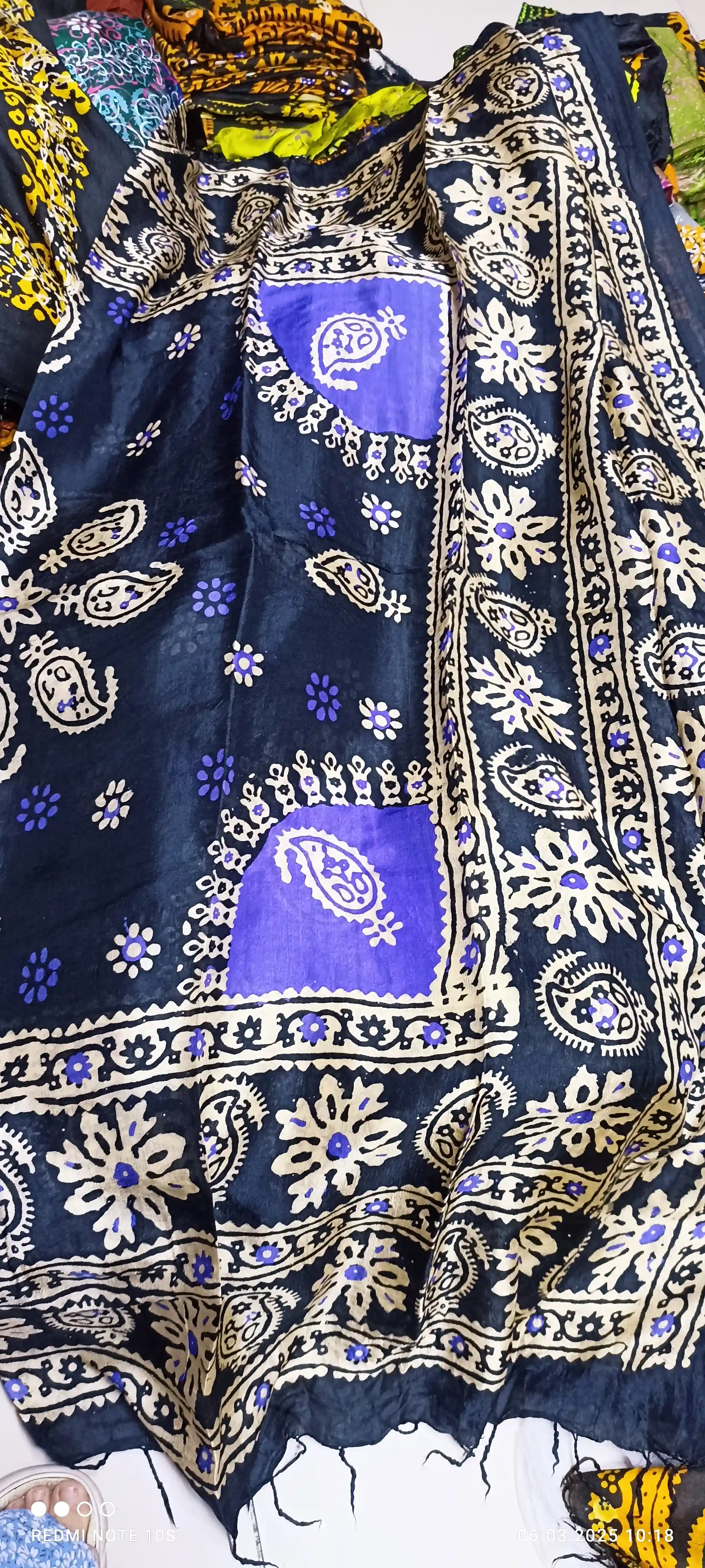 Türkmen fasonlar pombarh fasonlar Fasonlar 2025 fasonlar fason moda modalar Bezen bezen Türkmen fasonlar 2026 Türkmen fasonlar 2025 Türkmen fasonlar 2024 Türkmen fasonlar 2023 turkmenistan türkmenistan turkmen türkmen ashgabat  asgabat aşgabat balkan mary lebap dashoguz dasoguz daşoguz pombarh ponbarhat gulyupek gülýüpek stapel ştapel Gralan Çüýdeşen Abaýa Gadymy Krep Gurultaý 	Keteni Ýüpek Şifon Gipýur Lyon Welwet Atlas Kaşemir Streýç Suzana Ştapel Gülýüpek Pombarh Ýupka Gursakça Aksesuarlar Palto Penjek Okuw eşik Fata Sport eşik Uniforma Nakidka Öýme Şarf kompýuter ýaka ýaglyk Arenda köýnek 2nji el köýnek Taýyn köýnek Matalar Milli lybas milli lybaslar Toý köýnek Toý köýnekler toy koynek toy koynekler gundelik koynekler Gündelik	 
 köýnekler fata koynek Modern taze fason Eskiz koynektm turkmenkoynek türkmenkoynek fason moda moda fasonlar Iş eşik el iş	sada	ýakaly ýakasyz	keşdeli biserli	ýeňli giň nagyşly ýüregi açyk stoýka ýaka ýanly kombinasiýa 	zerli üsti aşak guşakly seçekli gysga ýeňli Öýme