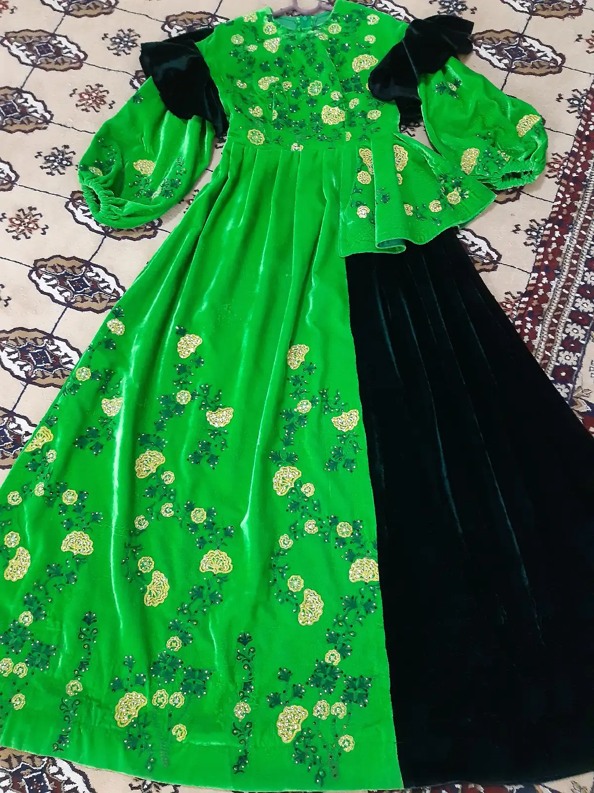 Türkmen fasonlar pombarh fasonlar Fasonlar 2025 fasonlar fason moda modalar Bezen bezen Türkmen fasonlar 2026 Türkmen fasonlar 2025 Türkmen fasonlar 2024 Türkmen fasonlar 2023 turkmenistan türkmenistan turkmen türkmen ashgabat  asgabat aşgabat balkan mary lebap dashoguz dasoguz daşoguz pombarh ponbarhat gulyupek gülýüpek stapel ştapel Gralan Çüýdeşen Abaýa Gadymy Krep Gurultaý 	Keteni Ýüpek Şifon Gipýur Lyon Welwet Atlas Kaşemir Streýç Suzana Ştapel Gülýüpek Pombarh Ýupka Gursakça Aksesuarlar Palto Penjek Okuw eşik Fata Sport eşik Uniforma Nakidka Öýme Şarf kompýuter ýaka ýaglyk Arenda köýnek 2nji el köýnek Taýyn köýnek Matalar Milli lybas milli lybaslar Toý köýnek Toý köýnekler toy koynek toy koynekler gundelik koynekler Gündelik	 
 köýnekler fata koynek Modern taze fason Eskiz koynektm turkmenkoynek türkmenkoynek fason moda moda fasonlar Iş eşik el iş	sada	ýakaly ýakasyz	keşdeli biserli	ýeňli giň nagyşly ýüregi açyk stoýka ýaka ýanly kombinasiýa 	zerli üsti aşak guşakly seçekli gysga ýeňli 