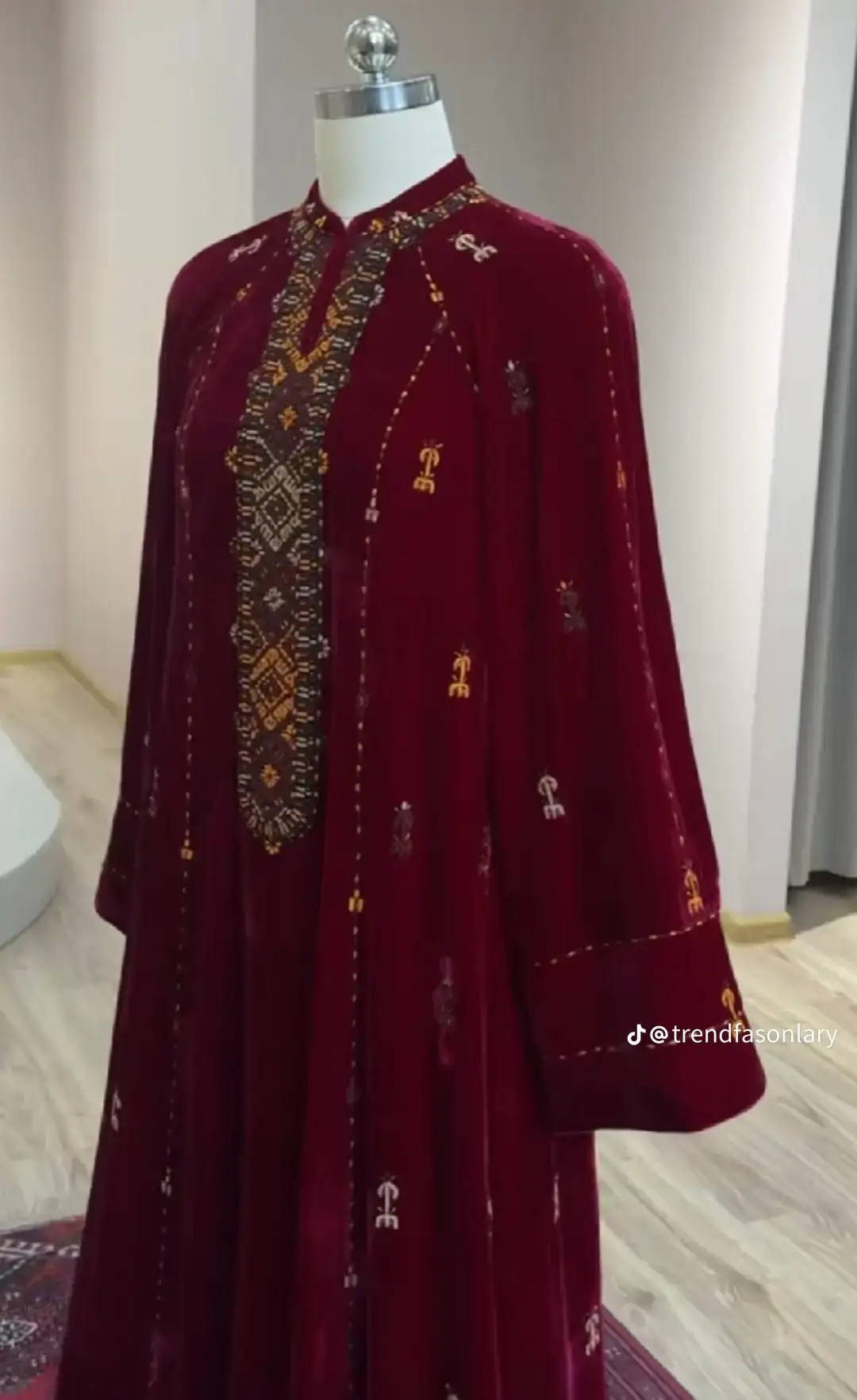 Türkmen fasonlar pombarh fasonlar Fasonlar 2025 fasonlar fason moda modalar Bezen bezen Türkmen fasonlar 2026 Türkmen fasonlar 2025 Türkmen fasonlar 2024 Türkmen fasonlar 2023 turkmenistan türkmenistan turkmen türkmen ashgabat  asgabat aşgabat balkan mary lebap dashoguz dasoguz daşoguz pombarh ponbarhat gulyupek gülýüpek stapel ştapel Gralan Çüýdeşen Abaýa Gadymy Krep Gurultaý 	Keteni Ýüpek Şifon Gipýur Lyon Welwet Atlas Kaşemir Streýç Suzana Ştapel Gülýüpek Pombarh Ýupka Gursakça Aksesuarlar Palto Penjek Okuw eşik Fata Sport eşik Uniforma Nakidka Öýme Şarf kompýuter ýaka ýaglyk Arenda köýnek 2nji el köýnek Taýyn köýnek Matalar Milli lybas milli lybaslar Toý köýnek Toý köýnekler toy koynek toy koynekler gundelik koynekler Gündelik	 
 köýnekler fata koynek Modern taze fason Eskiz koynektm turkmenkoynek türkmenkoynek fason moda moda fasonlar Iş eşik el iş	sada	ýakaly ýakasyz	keşdeli biserli	ýeňli giň nagyşly ýüregi açyk stoýka ýaka ýanly kombinasiýa 	zerli üsti aşak guşakly seçekli gysga ýeňli 