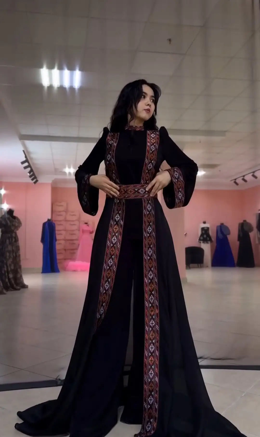 Türkmen fasonlar pombarh fasonlar Fasonlar 2025 fasonlar fason moda modalar Bezen bezen Türkmen fasonlar 2026 Türkmen fasonlar 2025 Türkmen fasonlar 2024 Türkmen fasonlar 2023 turkmenistan türkmenistan turkmen türkmen ashgabat  asgabat aşgabat balkan mary lebap dashoguz dasoguz daşoguz pombarh ponbarhat gulyupek gülýüpek stapel ştapel Gralan Çüýdeşen Abaýa Gadymy Krep Gurultaý 	Keteni Ýüpek Şifon Gipýur Lyon Welwet Atlas Kaşemir Streýç Suzana Ştapel Gülýüpek Pombarh Ýupka Gursakça Aksesuarlar Palto Penjek Okuw eşik Fata Sport eşik Uniforma Nakidka Öýme Şarf kompýuter ýaka ýaglyk Arenda köýnek 2nji el köýnek Taýyn köýnek Matalar Milli lybas milli lybaslar Toý köýnek Toý köýnekler toy koynek toy koynekler gundelik koynekler Gündelik	 
 köýnekler fata koynek Modern taze fason Eskiz koynektm turkmenkoynek türkmenkoynek fason moda moda fasonlar Iş eşik el iş	sada	ýakaly ýakasyz	keşdeli biserli	ýeňli giň nagyşly ýüregi açyk stoýka ýaka ýanly kombinasiýa 	zerli üsti aşak guşakly seçekli gysga ýeňli Şifon Modern el iş, keşdeli, ýakasyz, ýeňli, giň, kombinasiýa, guşakly, nagyşly 17-25, 26-35 #4B2C75 tomus Taýyn köýnek