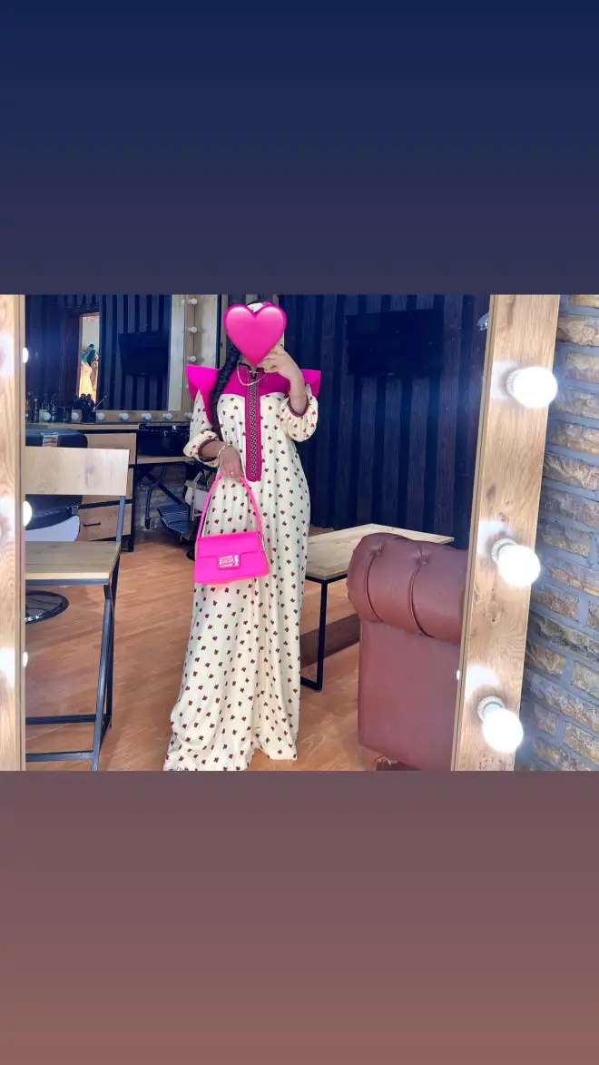 Türkmen fasonlar pombarh fasonlar Fasonlar 2025 fasonlar fason moda modalar Bezen bezen Türkmen fasonlar 2026 Türkmen fasonlar 2025 Türkmen fasonlar 2024 Türkmen fasonlar 2023 turkmenistan türkmenistan turkmen türkmen ashgabat  asgabat aşgabat balkan mary lebap dashoguz dasoguz daşoguz pombarh ponbarhat gulyupek gülýüpek stapel ştapel Gralan Çüýdeşen Abaýa Gadymy Krep Gurultaý 	Keteni Ýüpek Şifon Gipýur Lyon Welwet Atlas Kaşemir Streýç Suzana Ştapel Gülýüpek Pombarh Ýupka Gursakça Aksesuarlar Palto Penjek Okuw eşik Fata Sport eşik Uniforma Nakidka Öýme Şarf kompýuter ýaka ýaglyk Arenda köýnek 2nji el köýnek Taýyn köýnek Matalar Milli lybas milli lybaslar Toý köýnek Toý köýnekler toy koynek toy koynekler gundelik koynekler Gündelik	 
 köýnekler fata koynek Modern taze fason Eskiz koynektm turkmenkoynek türkmenkoynek fason moda moda fasonlar Iş eşik el iş	sada	ýakaly ýakasyz	keşdeli biserli	ýeňli giň nagyşly ýüregi açyk stoýka ýaka ýanly kombinasiýa 	zerli üsti aşak guşakly seçekli gysga ýeňli Ştapel Gündelik ýakaly, gysga ýeňli, giň 17-25, 26-35 Ak, Gülgüne yaz, tomus, guyz 2nji el