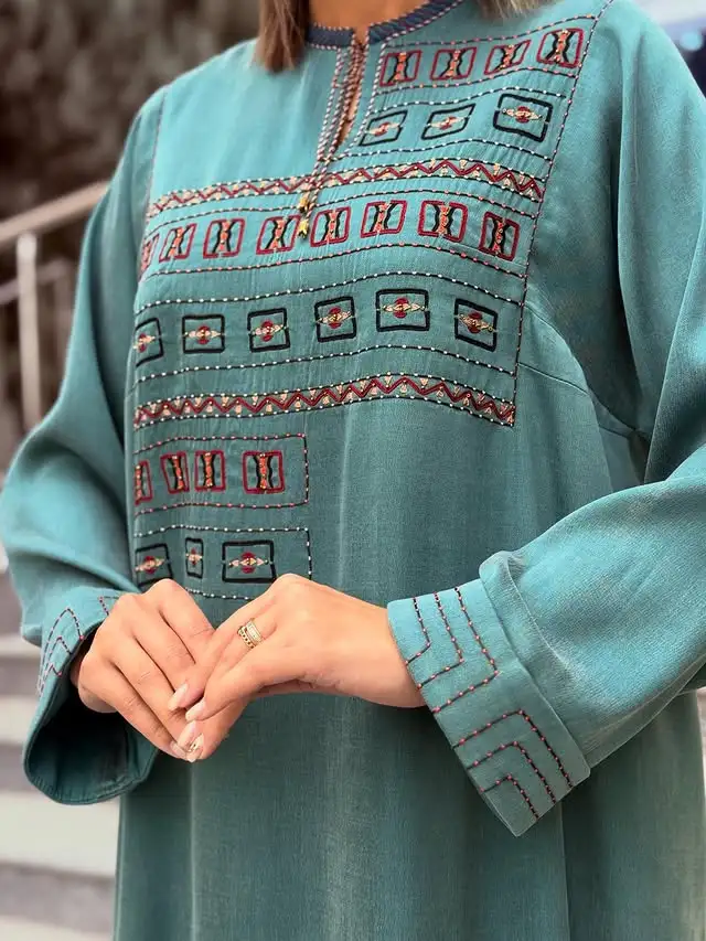 Türkmen fasonlar pombarh fasonlar Fasonlar 2025 fasonlar fason moda modalar Bezen bezen Türkmen fasonlar 2026 Türkmen fasonlar 2025 Türkmen fasonlar 2024 Türkmen fasonlar 2023 turkmenistan türkmenistan turkmen türkmen ashgabat  asgabat aşgabat balkan mary lebap dashoguz dasoguz daşoguz pombarh ponbarhat gulyupek gülýüpek stapel ştapel Gralan Çüýdeşen Abaýa Gadymy Krep Gurultaý 	Keteni Ýüpek Şifon Gipýur Lyon Welwet Atlas Kaşemir Streýç Suzana Ştapel Gülýüpek Pombarh Ýupka Gursakça Aksesuarlar Palto Penjek Okuw eşik Fata Sport eşik Uniforma Nakidka Öýme Şarf kompýuter ýaka ýaglyk Arenda köýnek 2nji el köýnek Taýyn köýnek Matalar Milli lybas milli lybaslar Toý köýnek Toý köýnekler toy koynek toy koynekler gundelik koynekler Gündelik	 
 köýnekler fata koynek Modern taze fason Eskiz koynektm turkmenkoynek türkmenkoynek fason moda moda fasonlar Iş eşik el iş	sada	ýakaly ýakasyz	keşdeli biserli	ýeňli giň nagyşly ýüregi açyk stoýka ýaka ýanly kombinasiýa 	zerli üsti aşak guşakly seçekli gysga ýeňli 