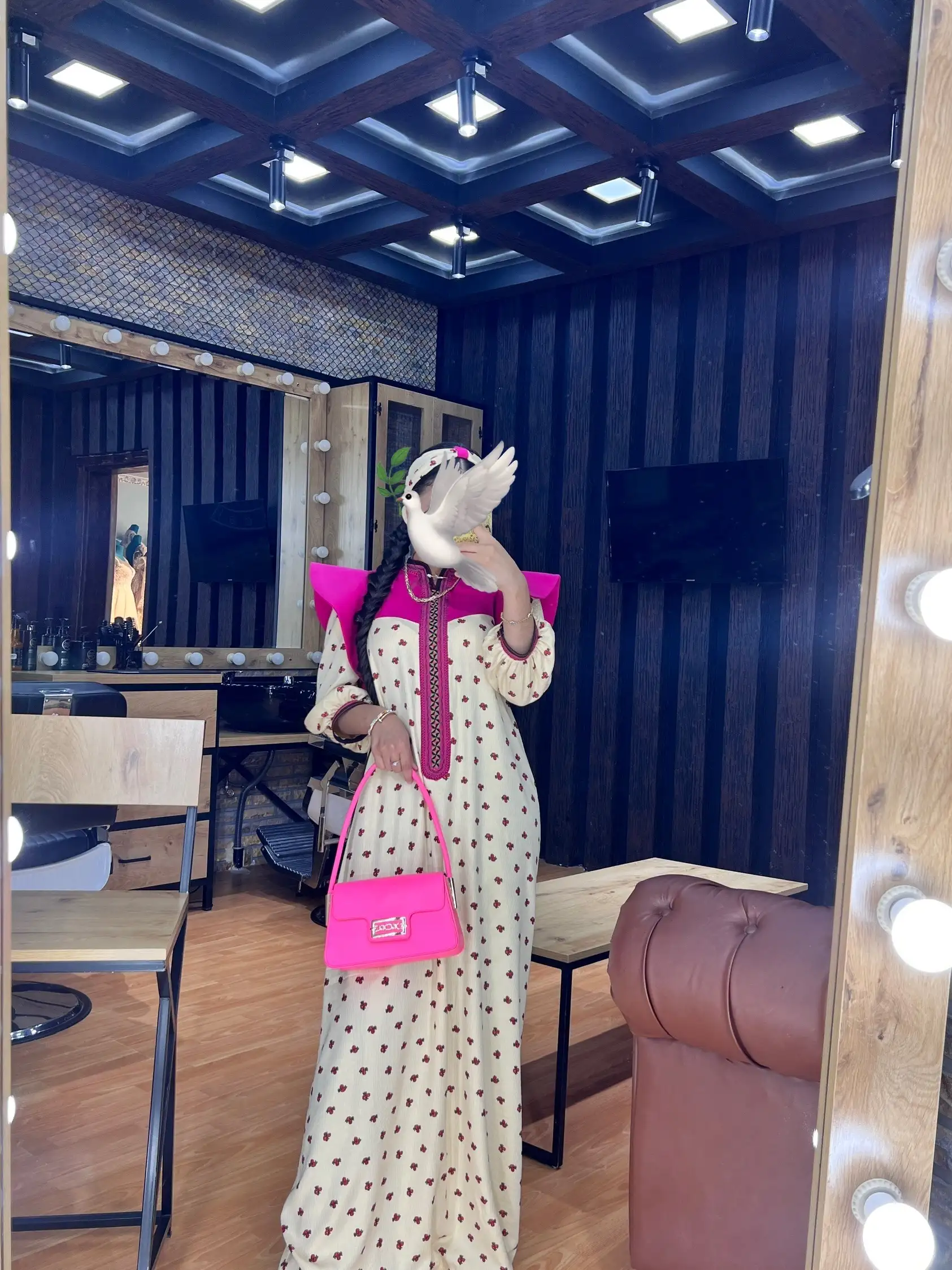 Türkmen fasonlar pombarh fasonlar Fasonlar 2025 fasonlar fason moda modalar Bezen bezen Türkmen fasonlar 2026 Türkmen fasonlar 2025 Türkmen fasonlar 2024 Türkmen fasonlar 2023 turkmenistan türkmenistan turkmen türkmen ashgabat  asgabat aşgabat balkan mary lebap dashoguz dasoguz daşoguz pombarh ponbarhat gulyupek gülýüpek stapel ştapel Gralan Çüýdeşen Abaýa Gadymy Krep Gurultaý 	Keteni Ýüpek Şifon Gipýur Lyon Welwet Atlas Kaşemir Streýç Suzana Ştapel Gülýüpek Pombarh Ýupka Gursakça Aksesuarlar Palto Penjek Okuw eşik Fata Sport eşik Uniforma Nakidka Öýme Şarf kompýuter ýaka ýaglyk Arenda köýnek 2nji el köýnek Taýyn köýnek Matalar Milli lybas milli lybaslar Toý köýnek Toý köýnekler toy koynek toy koynekler gundelik koynekler Gündelik	 
 köýnekler fata koynek Modern taze fason Eskiz koynektm turkmenkoynek türkmenkoynek fason moda moda fasonlar Iş eşik el iş	sada	ýakaly ýakasyz	keşdeli biserli	ýeňli giň nagyşly ýüregi açyk stoýka ýaka ýanly kombinasiýa 	zerli üsti aşak guşakly seçekli gysga ýeňli Ştapel Gündelik ýakaly, ýeňli, giň 17-25, 26-35 Ak yaz, tomus, guyz 2nji el