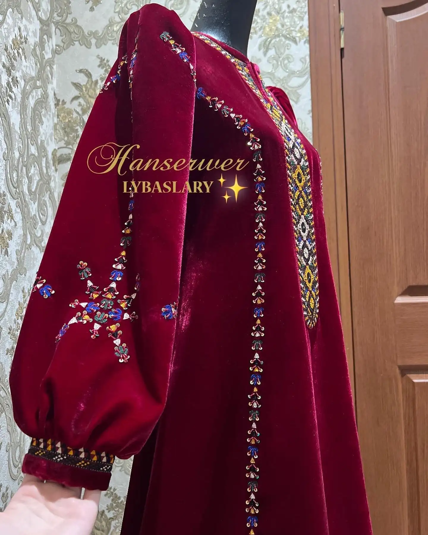 Türkmen fasonlar pombarh fasonlar Fasonlar 2025 fasonlar fason moda modalar Bezen bezen Türkmen fasonlar 2026 Türkmen fasonlar 2025 Türkmen fasonlar 2024 Türkmen fasonlar 2023 turkmenistan türkmenistan turkmen türkmen ashgabat  asgabat aşgabat balkan mary lebap dashoguz dasoguz daşoguz pombarh ponbarhat gulyupek gülýüpek stapel ştapel Gralan Çüýdeşen Abaýa Gadymy Krep Gurultaý 	Keteni Ýüpek Şifon Gipýur Lyon Welwet Atlas Kaşemir Streýç Suzana Ştapel Gülýüpek Pombarh Ýupka Gursakça Aksesuarlar Palto Penjek Okuw eşik Fata Sport eşik Uniforma Nakidka Öýme Şarf kompýuter ýaka ýaglyk Arenda köýnek 2nji el köýnek Taýyn köýnek Matalar Milli lybas milli lybaslar Toý köýnek Toý köýnekler toy koynek toy koynekler gundelik koynekler Gündelik	 
 köýnekler fata koynek Modern taze fason Eskiz koynektm turkmenkoynek türkmenkoynek fason moda moda fasonlar Iş eşik el iş	sada	ýakaly ýakasyz	keşdeli biserli	ýeňli giň nagyşly ýüregi açyk stoýka ýaka ýanly kombinasiýa 	zerli üsti aşak guşakly seçekli gysga ýeňli Uçurym köýnek  17-25 Gyzyl tomus