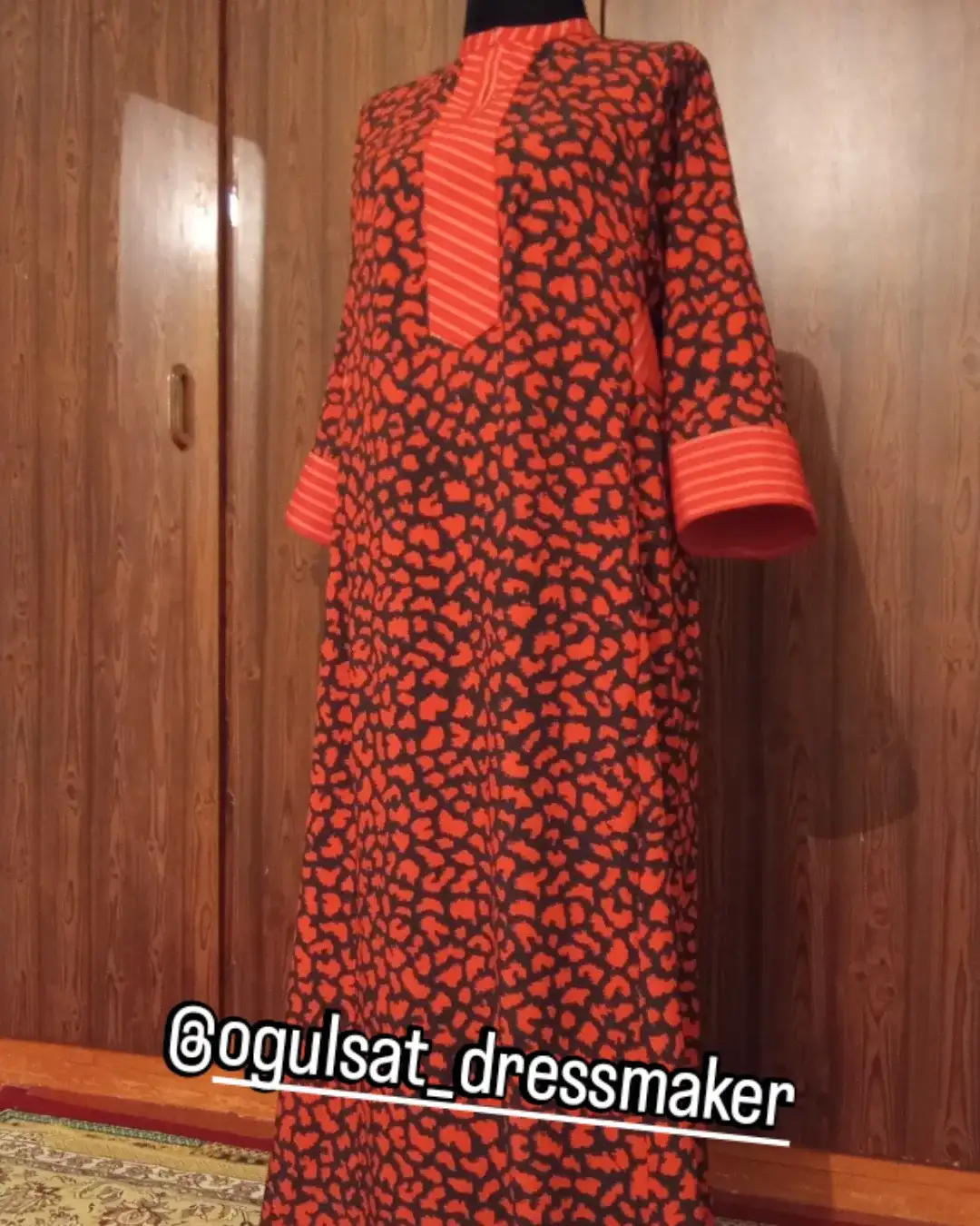 Türkmen fasonlar pombarh fasonlar Fasonlar 2025 fasonlar fason moda modalar Bezen bezen Türkmen fasonlar 2026 Türkmen fasonlar 2025 Türkmen fasonlar 2024 Türkmen fasonlar 2023 turkmenistan türkmenistan turkmen türkmen ashgabat  asgabat aşgabat balkan mary lebap dashoguz dasoguz daşoguz pombarh ponbarhat gulyupek gülýüpek stapel ştapel Gralan Çüýdeşen Abaýa Gadymy Krep Gurultaý 	Keteni Ýüpek Şifon Gipýur Lyon Welwet Atlas Kaşemir Streýç Suzana Ştapel Gülýüpek Pombarh Ýupka Gursakça Aksesuarlar Palto Penjek Okuw eşik Fata Sport eşik Uniforma Nakidka Öýme Şarf kompýuter ýaka ýaglyk Arenda köýnek 2nji el köýnek Taýyn köýnek Matalar Milli lybas milli lybaslar Toý köýnek Toý köýnekler toy koynek toy koynekler gundelik koynekler Gündelik	 
 köýnekler fata koynek Modern taze fason Eskiz koynektm turkmenkoynek türkmenkoynek fason moda moda fasonlar Iş eşik el iş	sada	ýakaly ýakasyz	keşdeli biserli	ýeňli giň nagyşly ýüregi açyk stoýka ýaka ýanly kombinasiýa 	zerli üsti aşak guşakly seçekli gysga ýeňli Keteni, Ýüpek Gündelik, Iş eşik ýanly, ýeňli  Goýy-gyzyl, Gyzyl