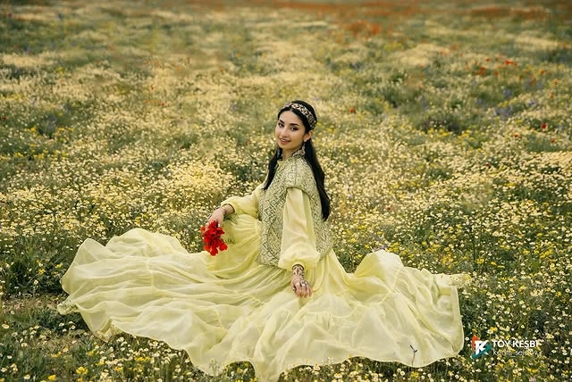 Türkmen fasonlar pombarh fasonlar Fasonlar 2025 fasonlar fason moda modalar Bezen bezen Türkmen fasonlar 2026 Türkmen fasonlar 2025 Türkmen fasonlar 2024 Türkmen fasonlar 2023 turkmenistan türkmenistan turkmen türkmen ashgabat  asgabat aşgabat balkan mary lebap dashoguz dasoguz daşoguz pombarh ponbarhat gulyupek gülýüpek stapel ştapel Gralan Çüýdeşen Abaýa Gadymy Krep Gurultaý 	Keteni Ýüpek Şifon Gipýur Lyon Welwet Atlas Kaşemir Streýç Suzana Ştapel Gülýüpek Pombarh Ýupka Gursakça Aksesuarlar Palto Penjek Okuw eşik Fata Sport eşik Uniforma Nakidka Öýme Şarf kompýuter ýaka ýaglyk Arenda köýnek 2nji el köýnek Taýyn köýnek Matalar Milli lybas milli lybaslar Toý köýnek Toý köýnekler toy koynek toy koynekler gundelik koynekler Gündelik	 
 köýnekler fata koynek Modern taze fason Eskiz koynektm turkmenkoynek türkmenkoynek fason moda moda fasonlar Iş eşik el iş	sada	ýakaly ýakasyz	keşdeli biserli	ýeňli giň nagyşly ýüregi açyk stoýka ýaka ýanly kombinasiýa 	zerli üsti aşak guşakly seçekli gysga ýeňli Şifon Toý köýnek ýakasyz, ýeňli, giň  Sary tomus, guyz