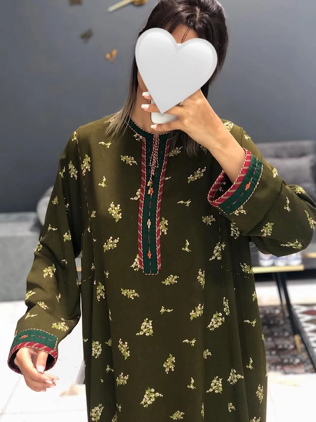 Türkmen fasonlar pombarh fasonlar Fasonlar 2025 fasonlar fason moda modalar Bezen bezen Türkmen fasonlar 2026 Türkmen fasonlar 2025 Türkmen fasonlar 2024 Türkmen fasonlar 2023 turkmenistan türkmenistan turkmen türkmen ashgabat  asgabat aşgabat balkan mary lebap dashoguz dasoguz daşoguz pombarh ponbarhat gulyupek gülýüpek stapel ştapel Gralan Çüýdeşen Abaýa Gadymy Krep Gurultaý 	Keteni Ýüpek Şifon Gipýur Lyon Welwet Atlas Kaşemir Streýç Suzana Ştapel Gülýüpek Pombarh Ýupka Gursakça Aksesuarlar Palto Penjek Okuw eşik Fata Sport eşik Uniforma Nakidka Öýme Şarf kompýuter ýaka ýaglyk Arenda köýnek 2nji el köýnek Taýyn köýnek Matalar Milli lybas milli lybaslar Toý köýnek Toý köýnekler toy koynek toy koynekler gundelik koynekler Gündelik	 
 köýnekler fata koynek Modern taze fason Eskiz koynektm turkmenkoynek türkmenkoynek fason moda moda fasonlar Iş eşik el iş	sada	ýakaly ýakasyz	keşdeli biserli	ýeňli giň nagyşly ýüregi açyk stoýka ýaka ýanly kombinasiýa 	zerli üsti aşak guşakly seçekli gysga ýeňli Ştapel Gündelik el iş, ýakaly, ýanly, ýeňli, giň 26-35 Haki tomus, guyz