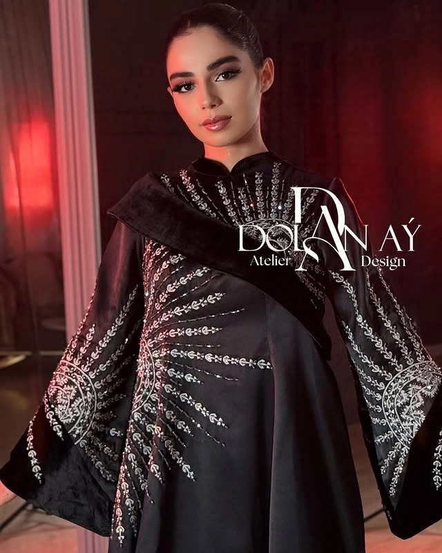 Türkmen fasonlar pombarh fasonlar Fasonlar 2025 fasonlar fason moda modalar Bezen bezen Türkmen fasonlar 2026 Türkmen fasonlar 2025 Türkmen fasonlar 2024 Türkmen fasonlar 2023 turkmenistan türkmenistan turkmen türkmen ashgabat  asgabat aşgabat balkan mary lebap dashoguz dasoguz daşoguz pombarh ponbarhat gulyupek gülýüpek stapel ştapel Gralan Çüýdeşen Abaýa Gadymy Krep Gurultaý 	Keteni Ýüpek Şifon Gipýur Lyon Welwet Atlas Kaşemir Streýç Suzana Ştapel Gülýüpek Pombarh Ýupka Gursakça Aksesuarlar Palto Penjek Okuw eşik Fata Sport eşik Uniforma Nakidka Öýme Şarf kompýuter ýaka ýaglyk Arenda köýnek 2nji el köýnek Taýyn köýnek Matalar Milli lybas milli lybaslar Toý köýnek Toý köýnekler toy koynek toy koynekler gundelik koynekler Gündelik	 
 köýnekler fata koynek Modern taze fason Eskiz koynektm turkmenkoynek türkmenkoynek fason moda moda fasonlar Iş eşik el iş	sada	ýakaly ýakasyz	keşdeli biserli	ýeňli giň nagyşly ýüregi açyk stoýka ýaka ýanly kombinasiýa 	zerli üsti aşak guşakly seçekli gysga ýeňli Panbarhat (Pombarh), Lyon, Şantu Toý köýnek el iş, ýakasyz, biserli, ýanly, ýeňli, giň, kombinasiýa, nagyşly 17-25, 26-35 Gara yaz, tomus