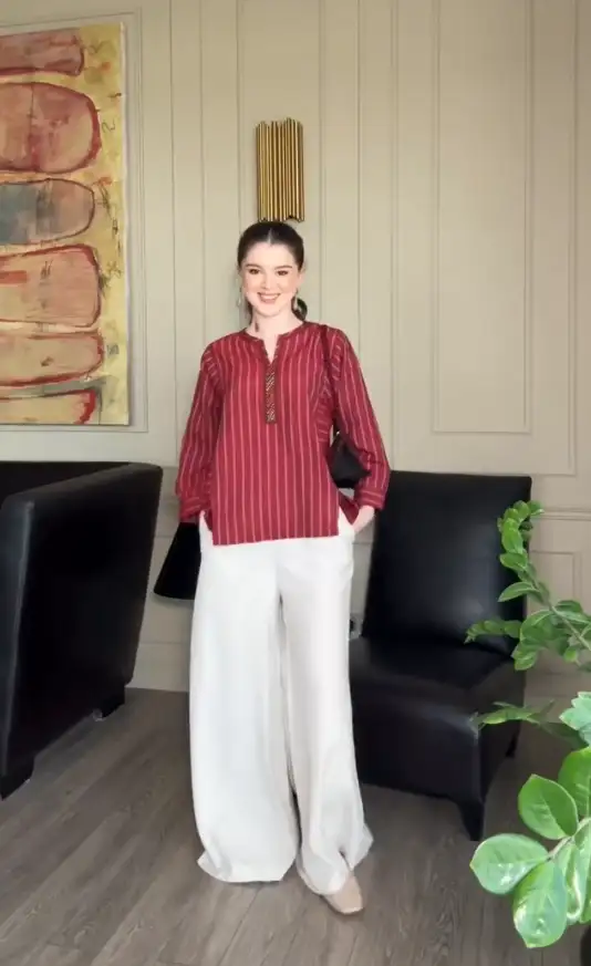 Türkmen fasonlar pombarh fasonlar Fasonlar 2025 fasonlar fason moda modalar Bezen bezen Türkmen fasonlar 2026 Türkmen fasonlar 2025 Türkmen fasonlar 2024 Türkmen fasonlar 2023 turkmenistan türkmenistan turkmen türkmen ashgabat  asgabat aşgabat balkan mary lebap dashoguz dasoguz daşoguz pombarh ponbarhat gulyupek gülýüpek stapel ştapel Gralan Çüýdeşen Abaýa Gadymy Krep Gurultaý 	Keteni Ýüpek Şifon Gipýur Lyon Welwet Atlas Kaşemir Streýç Suzana Ştapel Gülýüpek Pombarh Ýupka Gursakça Aksesuarlar Palto Penjek Okuw eşik Fata Sport eşik Uniforma Nakidka Öýme Şarf kompýuter ýaka ýaglyk Arenda köýnek 2nji el köýnek Taýyn köýnek Matalar Milli lybas milli lybaslar Toý köýnek Toý köýnekler toy koynek toy koynekler gundelik koynekler Gündelik	 
 köýnekler fata koynek Modern taze fason Eskiz koynektm turkmenkoynek türkmenkoynek fason moda moda fasonlar Iş eşik el iş	sada	ýakaly ýakasyz	keşdeli biserli	ýeňli giň nagyşly ýüregi açyk stoýka ýaka ýanly kombinasiýa 	zerli üsti aşak guşakly seçekli gysga ýeňli Keteni Modern, Milli lybas ýakaly, ýeňli, giň, üsti aşak 17-25, 26-35 Ak, Gyzyl yaz, tomus, guyz