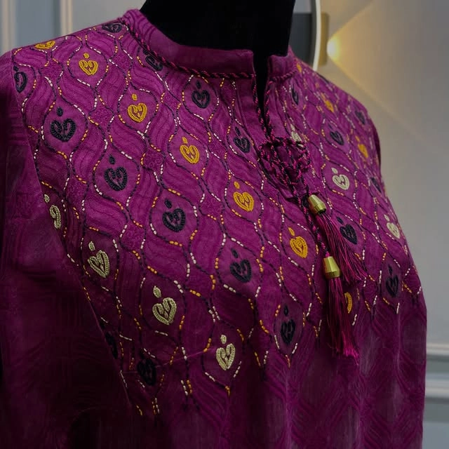 Türkmen fasonlar pombarh fasonlar Fasonlar 2025 fasonlar fason moda modalar Bezen bezen Türkmen fasonlar 2026 Türkmen fasonlar 2025 Türkmen fasonlar 2024 Türkmen fasonlar 2023 turkmenistan türkmenistan turkmen türkmen ashgabat  asgabat aşgabat balkan mary lebap dashoguz dasoguz daşoguz pombarh ponbarhat gulyupek gülýüpek stapel ştapel Gralan Çüýdeşen Abaýa Gadymy Krep Gurultaý 	Keteni Ýüpek Şifon Gipýur Lyon Welwet Atlas Kaşemir Streýç Suzana Ştapel Gülýüpek Pombarh Ýupka Gursakça Aksesuarlar Palto Penjek Okuw eşik Fata Sport eşik Uniforma Nakidka Öýme Şarf kompýuter ýaka ýaglyk Arenda köýnek 2nji el köýnek Taýyn köýnek Matalar Milli lybas milli lybaslar Toý köýnek Toý köýnekler toy koynek toy koynekler gundelik koynekler Gündelik	 
 köýnekler fata koynek Modern taze fason Eskiz koynektm turkmenkoynek türkmenkoynek fason moda moda fasonlar Iş eşik el iş	sada	ýakaly ýakasyz	keşdeli biserli	ýeňli giň nagyşly ýüregi açyk stoýka ýaka ýanly kombinasiýa 	zerli üsti aşak guşakly seçekli gysga ýeňli 