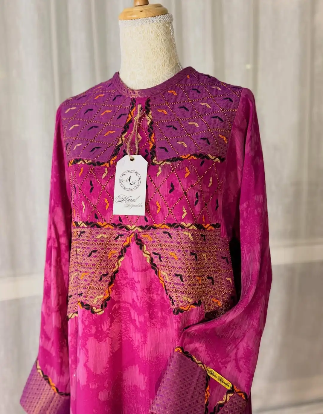 Türkmen fasonlar pombarh fasonlar Fasonlar 2025 fasonlar fason moda modalar Bezen bezen Türkmen fasonlar 2026 Türkmen fasonlar 2025 Türkmen fasonlar 2024 Türkmen fasonlar 2023 turkmenistan türkmenistan turkmen türkmen ashgabat  asgabat aşgabat balkan mary lebap dashoguz dasoguz daşoguz pombarh ponbarhat gulyupek gülýüpek stapel ştapel Gralan Çüýdeşen Abaýa Gadymy Krep Gurultaý 	Keteni Ýüpek Şifon Gipýur Lyon Welwet Atlas Kaşemir Streýç Suzana Ştapel Gülýüpek Pombarh Ýupka Gursakça Aksesuarlar Palto Penjek Okuw eşik Fata Sport eşik Uniforma Nakidka Öýme Şarf kompýuter ýaka ýaglyk Arenda köýnek 2nji el köýnek Taýyn köýnek Matalar Milli lybas milli lybaslar Toý köýnek Toý köýnekler toy koynek toy koynekler gundelik koynekler Gündelik	 
 köýnekler fata koynek Modern taze fason Eskiz koynektm turkmenkoynek türkmenkoynek fason moda moda fasonlar Iş eşik el iş	sada	ýakaly ýakasyz	keşdeli biserli	ýeňli giň nagyşly ýüregi açyk stoýka ýaka ýanly kombinasiýa 	zerli üsti aşak guşakly seçekli gysga ýeňli 