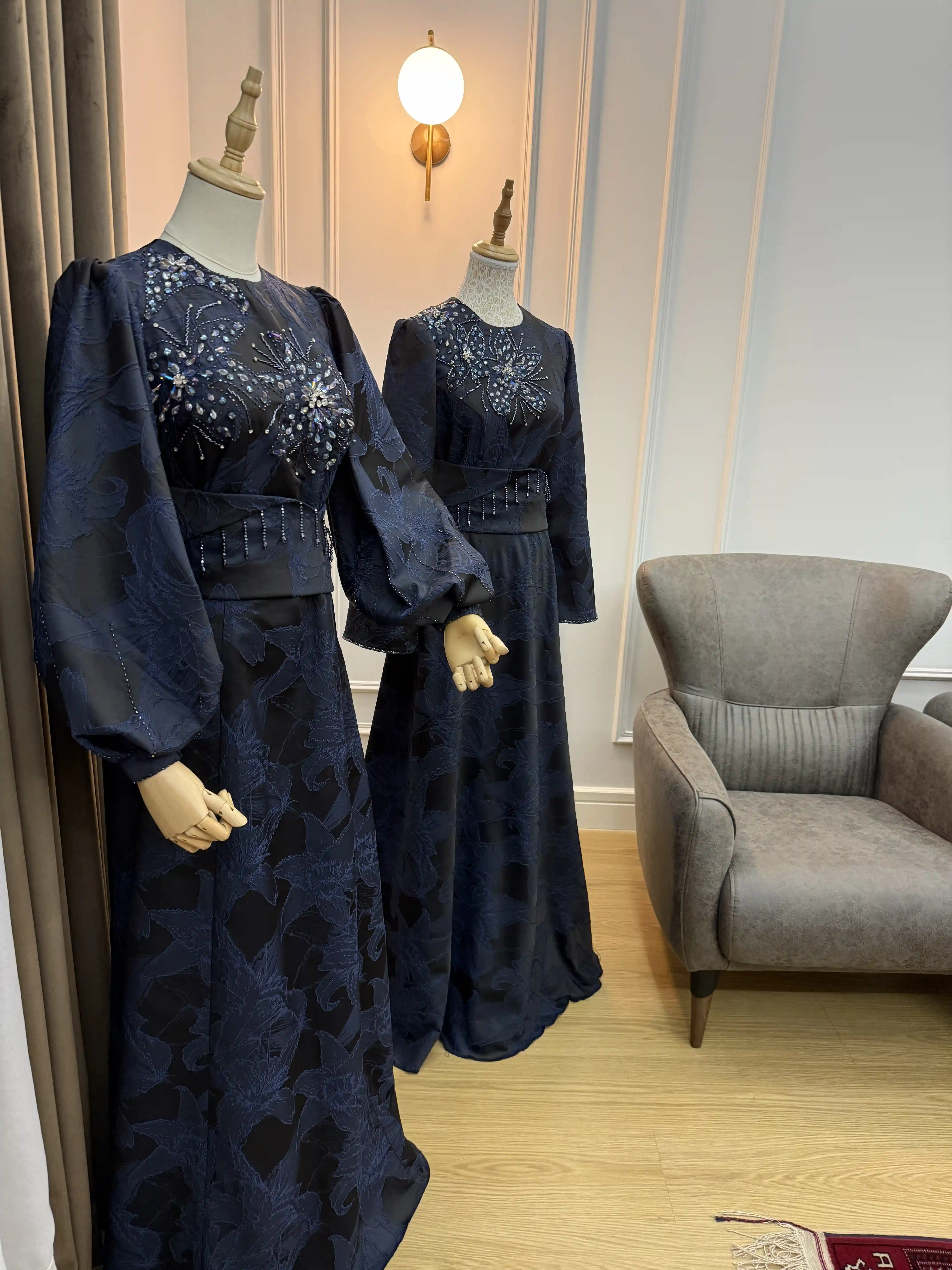 Türkmen fasonlar pombarh fasonlar Fasonlar 2025 fasonlar fason moda modalar Bezen bezen Türkmen fasonlar 2026 Türkmen fasonlar 2025 Türkmen fasonlar 2024 Türkmen fasonlar 2023 turkmenistan türkmenistan turkmen türkmen ashgabat  asgabat aşgabat balkan mary lebap dashoguz dasoguz daşoguz pombarh ponbarhat gulyupek gülýüpek stapel ştapel Gralan Çüýdeşen Abaýa Gadymy Krep Gurultaý 	Keteni Ýüpek Şifon Gipýur Lyon Welwet Atlas Kaşemir Streýç Suzana Ştapel Gülýüpek Pombarh Ýupka Gursakça Aksesuarlar Palto Penjek Okuw eşik Fata Sport eşik Uniforma Nakidka Öýme Şarf kompýuter ýaka ýaglyk Arenda köýnek 2nji el köýnek Taýyn köýnek Matalar Milli lybas milli lybaslar Toý köýnek Toý köýnekler toy koynek toy koynekler gundelik koynekler Gündelik	 
 köýnekler fata koynek Modern taze fason Eskiz koynektm turkmenkoynek türkmenkoynek fason moda moda fasonlar Iş eşik el iş	sada	ýakaly ýakasyz	keşdeli biserli	ýeňli giň nagyşly ýüregi açyk stoýka ýaka ýanly kombinasiýa 	zerli üsti aşak guşakly seçekli gysga ýeňli 