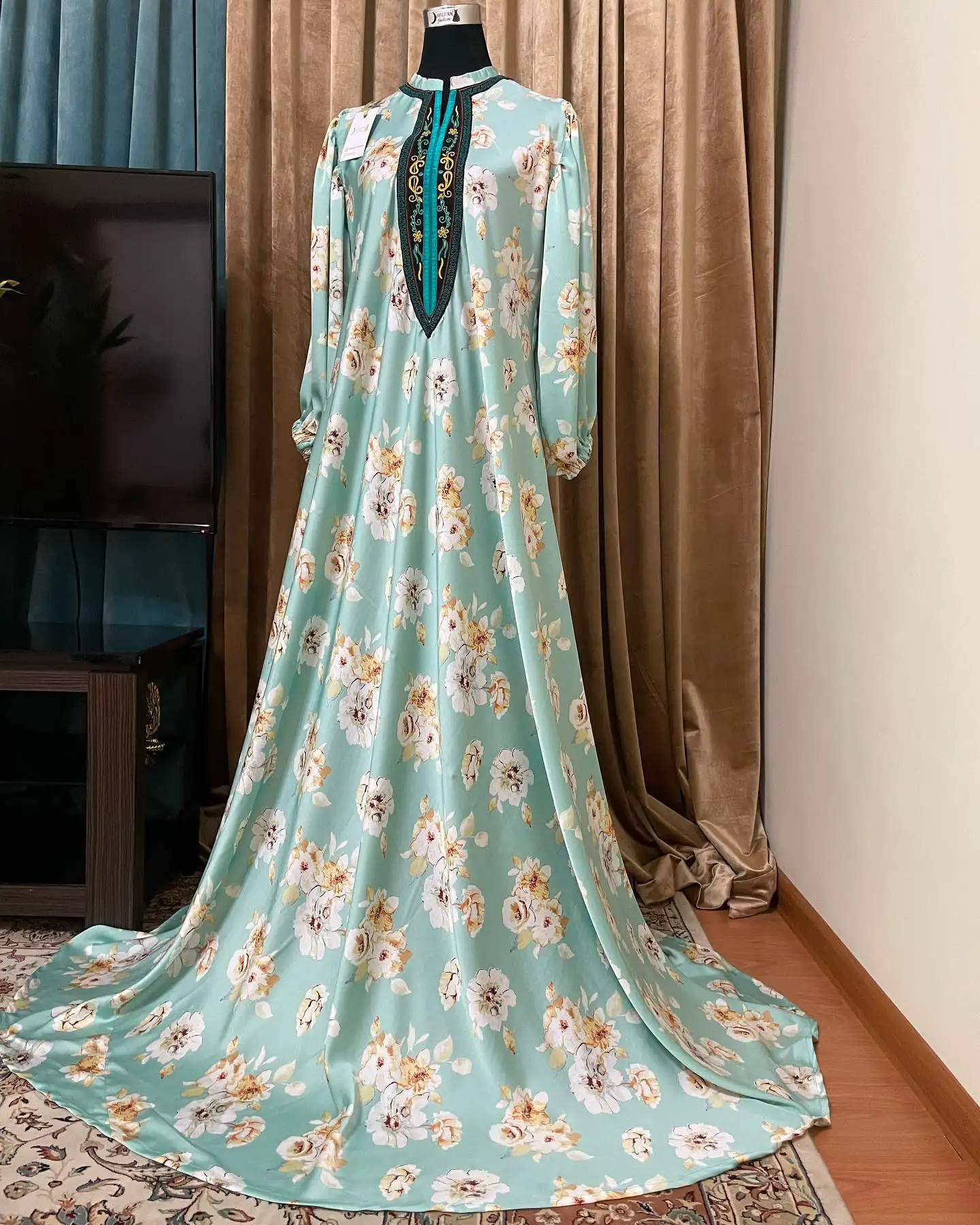 Türkmen fasonlar pombarh fasonlar Fasonlar 2025 fasonlar fason moda modalar Bezen bezen Türkmen fasonlar 2026 Türkmen fasonlar 2025 Türkmen fasonlar 2024 Türkmen fasonlar 2023 turkmenistan türkmenistan turkmen türkmen ashgabat  asgabat aşgabat balkan mary lebap dashoguz dasoguz daşoguz pombarh ponbarhat gulyupek gülýüpek stapel ştapel Gralan Çüýdeşen Abaýa Gadymy Krep Gurultaý 	Keteni Ýüpek Şifon Gipýur Lyon Welwet Atlas Kaşemir Streýç Suzana Ştapel Gülýüpek Pombarh Ýupka Gursakça Aksesuarlar Palto Penjek Okuw eşik Fata Sport eşik Uniforma Nakidka Öýme Şarf kompýuter ýaka ýaglyk Arenda köýnek 2nji el köýnek Taýyn köýnek Matalar Milli lybas milli lybaslar Toý köýnek Toý köýnekler toy koynek toy koynekler gundelik koynekler Gündelik	 
 köýnekler fata koynek Modern taze fason Eskiz koynektm turkmenkoynek türkmenkoynek fason moda moda fasonlar Iş eşik el iş	sada	ýakaly ýakasyz	keşdeli biserli	ýeňli giň nagyşly ýüregi açyk stoýka ýaka ýanly kombinasiýa 	zerli üsti aşak guşakly seçekli gysga ýeňli Ýüpek Gündelik stoýka ýaka 17-25, 26-35 Ýaşyl yaz, tomus, guyz