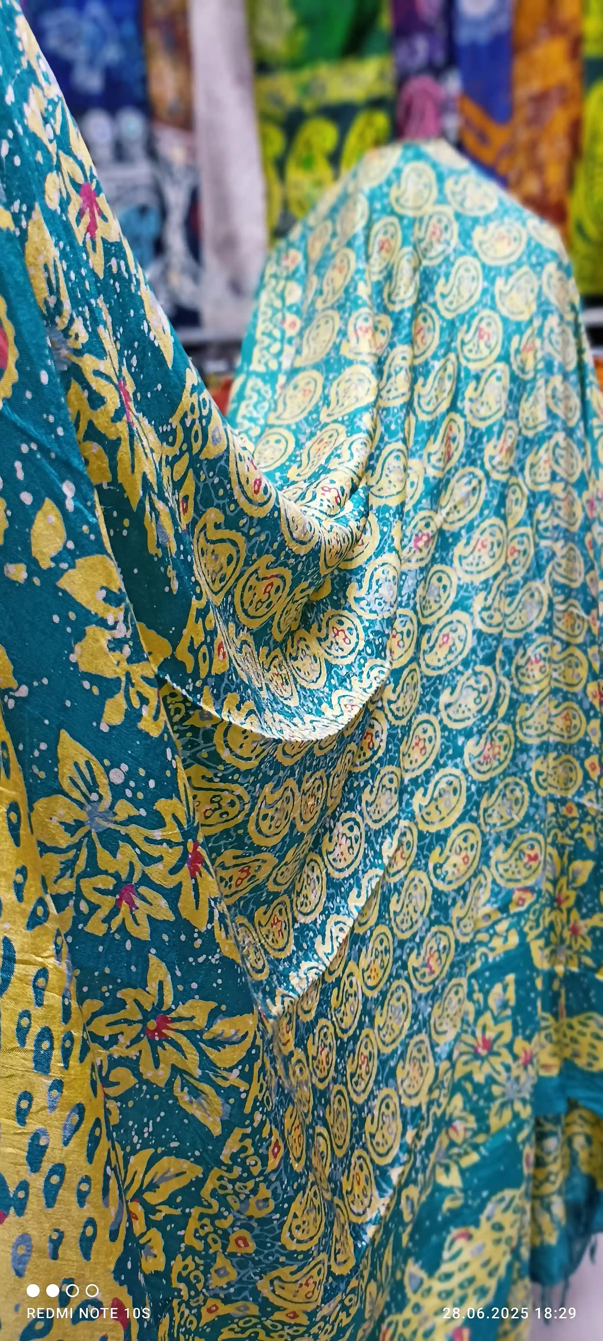 Türkmen fasonlar pombarh fasonlar Fasonlar 2025 fasonlar fason moda modalar Bezen bezen Türkmen fasonlar 2026 Türkmen fasonlar 2025 Türkmen fasonlar 2024 Türkmen fasonlar 2023 turkmenistan türkmenistan turkmen türkmen ashgabat  asgabat aşgabat balkan mary lebap dashoguz dasoguz daşoguz pombarh ponbarhat gulyupek gülýüpek stapel ştapel Gralan Çüýdeşen Abaýa Gadymy Krep Gurultaý 	Keteni Ýüpek Şifon Gipýur Lyon Welwet Atlas Kaşemir Streýç Suzana Ştapel Gülýüpek Pombarh Ýupka Gursakça Aksesuarlar Palto Penjek Okuw eşik Fata Sport eşik Uniforma Nakidka Öýme Şarf kompýuter ýaka ýaglyk Arenda köýnek 2nji el köýnek Taýyn köýnek Matalar Milli lybas milli lybaslar Toý köýnek Toý köýnekler toy koynek toy koynekler gundelik koynekler Gündelik	 
 köýnekler fata koynek Modern taze fason Eskiz koynektm turkmenkoynek türkmenkoynek fason moda moda fasonlar Iş eşik el iş	sada	ýakaly ýakasyz	keşdeli biserli	ýeňli giň nagyşly ýüregi açyk stoýka ýaka ýanly kombinasiýa 	zerli üsti aşak guşakly seçekli gysga ýeňli Öýme