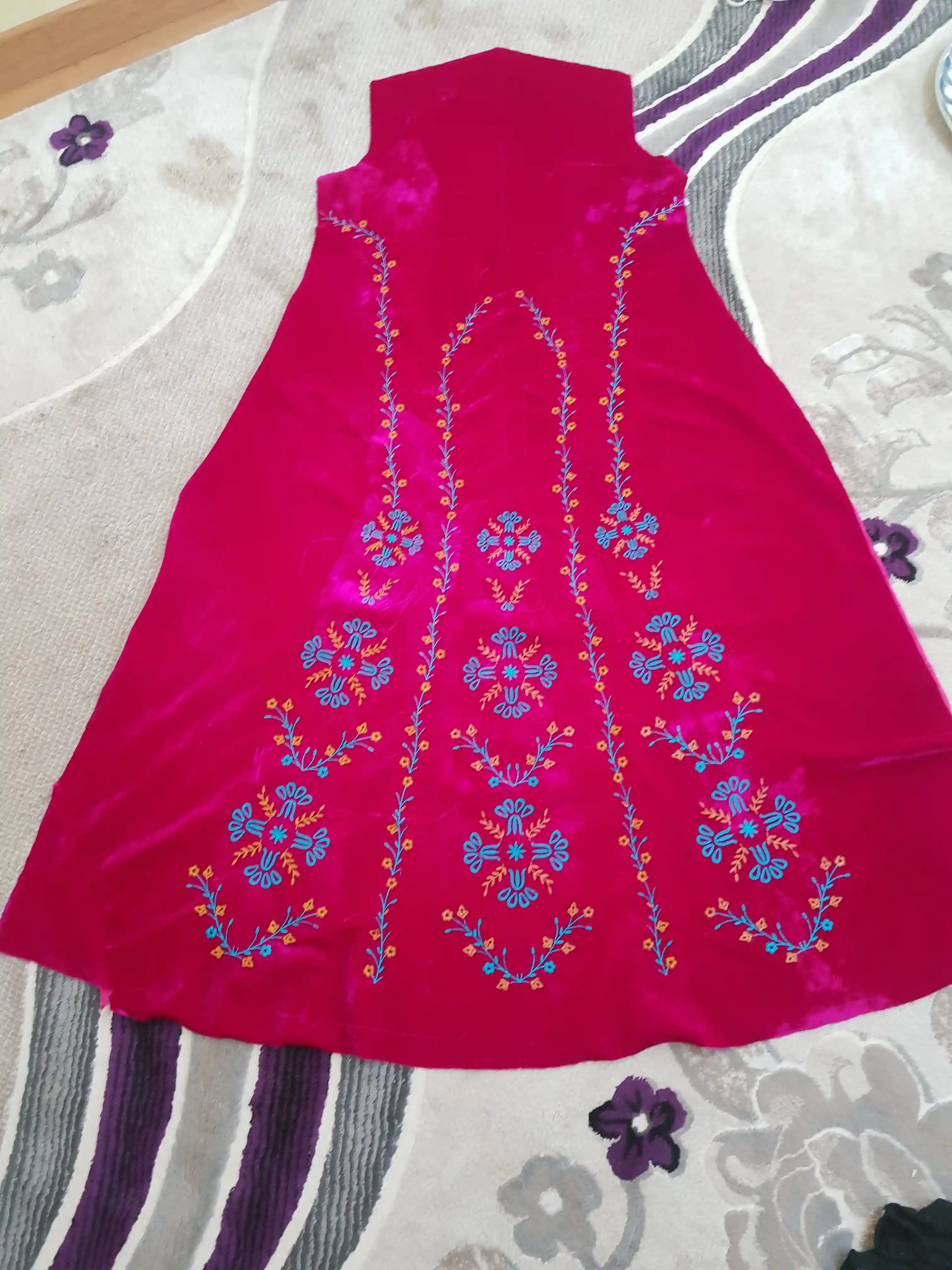 Türkmen fasonlar pombarh fasonlar Fasonlar 2025 fasonlar fason moda modalar Bezen bezen Türkmen fasonlar 2026 Türkmen fasonlar 2025 Türkmen fasonlar 2024 Türkmen fasonlar 2023 turkmenistan türkmenistan turkmen türkmen ashgabat  asgabat aşgabat balkan mary lebap dashoguz dasoguz daşoguz pombarh ponbarhat gulyupek gülýüpek stapel ştapel Gralan Çüýdeşen Abaýa Gadymy Krep Gurultaý 	Keteni Ýüpek Şifon Gipýur Lyon Welwet Atlas Kaşemir Streýç Suzana Ştapel Gülýüpek Pombarh Ýupka Gursakça Aksesuarlar Palto Penjek Okuw eşik Fata Sport eşik Uniforma Nakidka Öýme Şarf kompýuter ýaka ýaglyk Arenda köýnek 2nji el köýnek Taýyn köýnek Matalar Milli lybas milli lybaslar Toý köýnek Toý köýnekler toy koynek toy koynekler gundelik koynekler Gündelik	 
 köýnekler fata koynek Modern taze fason Eskiz koynektm turkmenkoynek türkmenkoynek fason moda moda fasonlar Iş eşik el iş	sada	ýakaly ýakasyz	keşdeli biserli	ýeňli giň nagyşly ýüregi açyk stoýka ýaka ýanly kombinasiýa 	zerli üsti aşak guşakly seçekli gysga ýeňli 