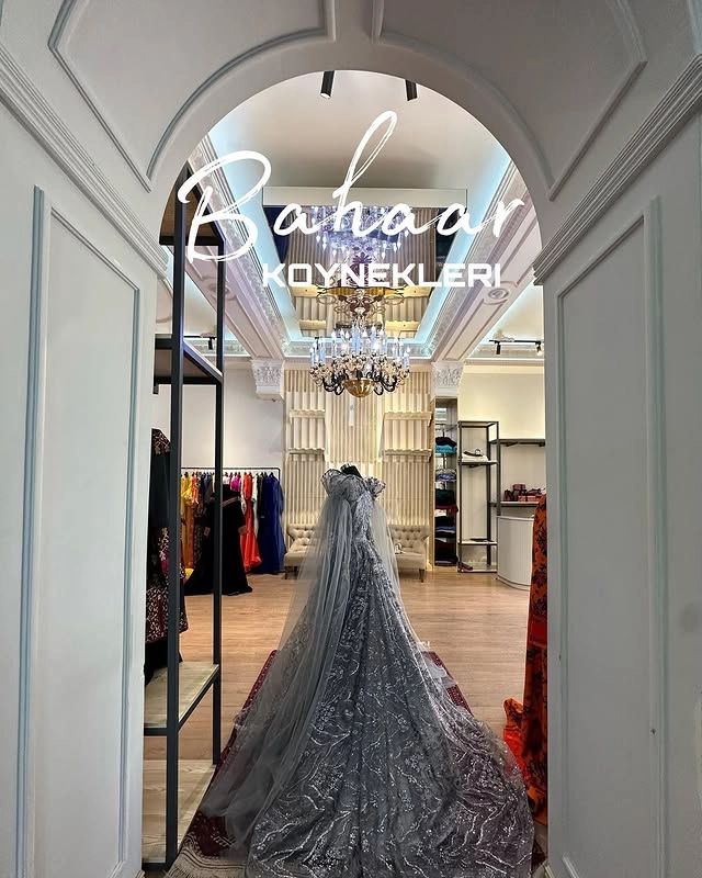 Türkmen fasonlar pombarh fasonlar Fasonlar 2025 fasonlar fason moda modalar Bezen bezen Türkmen fasonlar 2026 Türkmen fasonlar 2025 Türkmen fasonlar 2024 Türkmen fasonlar 2023 turkmenistan türkmenistan turkmen türkmen ashgabat  asgabat aşgabat balkan mary lebap dashoguz dasoguz daşoguz pombarh ponbarhat gulyupek gülýüpek stapel ştapel Gralan Çüýdeşen Abaýa Gadymy Krep Gurultaý 	Keteni Ýüpek Şifon Gipýur Lyon Welwet Atlas Kaşemir Streýç Suzana Ştapel Gülýüpek Pombarh Ýupka Gursakça Aksesuarlar Palto Penjek Okuw eşik Fata Sport eşik Uniforma Nakidka Öýme Şarf kompýuter ýaka ýaglyk Arenda köýnek 2nji el köýnek Taýyn köýnek Matalar Milli lybas milli lybaslar Toý köýnek Toý köýnekler toy koynek toy koynekler gundelik koynekler Gündelik	 
 köýnekler fata koynek Modern taze fason Eskiz koynektm turkmenkoynek türkmenkoynek fason moda moda fasonlar Iş eşik el iş	sada	ýakaly ýakasyz	keşdeli biserli	ýeňli giň nagyşly ýüregi açyk stoýka ýaka ýanly kombinasiýa 	zerli üsti aşak guşakly seçekli gysga ýeňli Şifon Toý köýnek, Modern ýakasyz, biserli, ýanly, ýeňli 17-25, 26-35 Wizon