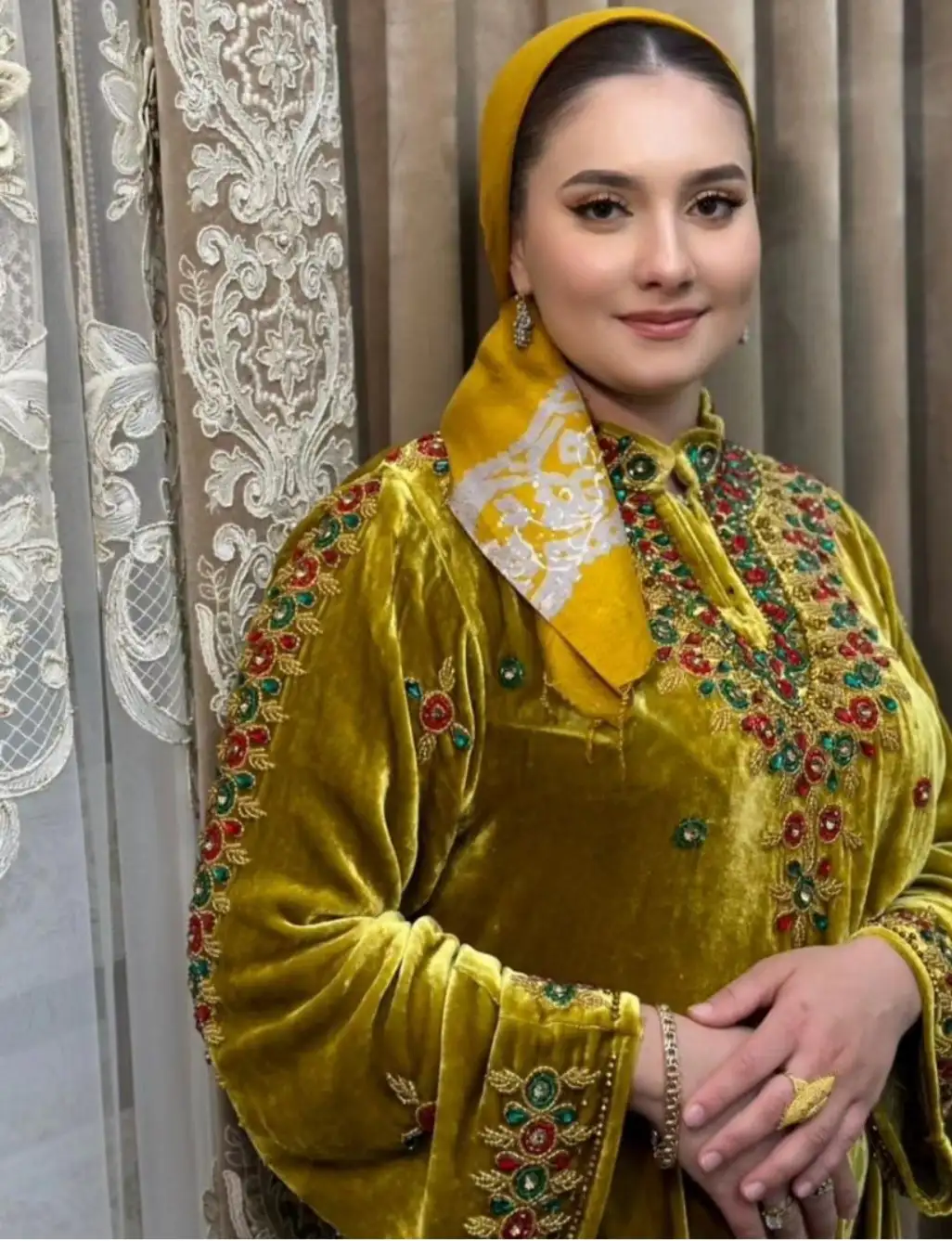 Türkmen fasonlar pombarh fasonlar Fasonlar 2025 fasonlar fason moda modalar Bezen bezen Türkmen fasonlar 2026 Türkmen fasonlar 2025 Türkmen fasonlar 2024 Türkmen fasonlar 2023 turkmenistan türkmenistan turkmen türkmen ashgabat  asgabat aşgabat balkan mary lebap dashoguz dasoguz daşoguz pombarh ponbarhat gulyupek gülýüpek stapel ştapel Gralan Çüýdeşen Abaýa Gadymy Krep Gurultaý 	Keteni Ýüpek Şifon Gipýur Lyon Welwet Atlas Kaşemir Streýç Suzana Ştapel Gülýüpek Pombarh Ýupka Gursakça Aksesuarlar Palto Penjek Okuw eşik Fata Sport eşik Uniforma Nakidka Öýme Şarf kompýuter ýaka ýaglyk Arenda köýnek 2nji el köýnek Taýyn köýnek Matalar Milli lybas milli lybaslar Toý köýnek Toý köýnekler toy koynek toy koynekler gundelik koynekler Gündelik	 
 köýnekler fata koynek Modern taze fason Eskiz koynektm turkmenkoynek türkmenkoynek fason moda moda fasonlar Iş eşik el iş	sada	ýakaly ýakasyz	keşdeli biserli	ýeňli giň nagyşly ýüregi açyk stoýka ýaka ýanly kombinasiýa 	zerli üsti aşak guşakly seçekli gysga ýeňli Öýme