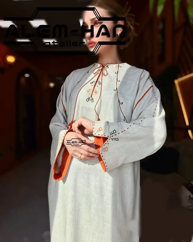 Türkmen fasonlar pombarh fasonlar Fasonlar 2025 fasonlar fason moda modalar Bezen bezen Türkmen fasonlar 2026 Türkmen fasonlar 2025 Türkmen fasonlar 2024 Türkmen fasonlar 2023 turkmenistan türkmenistan turkmen türkmen ashgabat  asgabat aşgabat balkan mary lebap dashoguz dasoguz daşoguz pombarh ponbarhat gulyupek gülýüpek stapel ştapel Gralan Çüýdeşen Abaýa Gadymy Krep Gurultaý 	Keteni Ýüpek Şifon Gipýur Lyon Welwet Atlas Kaşemir Streýç Suzana Ştapel Gülýüpek Pombarh Ýupka Gursakça Aksesuarlar Palto Penjek Okuw eşik Fata Sport eşik Uniforma Nakidka Öýme Şarf kompýuter ýaka ýaglyk Arenda köýnek 2nji el köýnek Taýyn köýnek Matalar Milli lybas milli lybaslar Toý köýnek Toý köýnekler toy koynek toy koynekler gundelik koynekler Gündelik	 
 köýnekler fata koynek Modern taze fason Eskiz koynektm turkmenkoynek türkmenkoynek fason moda moda fasonlar Iş eşik el iş	sada	ýakaly ýakasyz	keşdeli biserli	ýeňli giň nagyşly ýüregi açyk stoýka ýaka ýanly kombinasiýa 	zerli üsti aşak guşakly seçekli gysga ýeňli Ýüpek Gündelik ýakasyz, ýeňli, giň 17-25, 26-35, 35+ Kümüş yaz, tomus, guyz