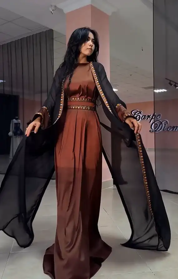 Türkmen fasonlar pombarh fasonlar Fasonlar 2025 fasonlar fason moda modalar Bezen bezen Türkmen fasonlar 2026 Türkmen fasonlar 2025 Türkmen fasonlar 2024 Türkmen fasonlar 2023 turkmenistan türkmenistan turkmen türkmen ashgabat  asgabat aşgabat balkan mary lebap dashoguz dasoguz daşoguz pombarh ponbarhat gulyupek gülýüpek stapel ştapel Gralan Çüýdeşen Abaýa Gadymy Krep Gurultaý 	Keteni Ýüpek Şifon Gipýur Lyon Welwet Atlas Kaşemir Streýç Suzana Ştapel Gülýüpek Pombarh Ýupka Gursakça Aksesuarlar Palto Penjek Okuw eşik Fata Sport eşik Uniforma Nakidka Öýme Şarf kompýuter ýaka ýaglyk Arenda köýnek 2nji el köýnek Taýyn köýnek Matalar Milli lybas milli lybaslar Toý köýnek Toý köýnekler toy koynek toy koynekler gundelik koynekler Gündelik	 
 köýnekler fata koynek Modern taze fason Eskiz koynektm turkmenkoynek türkmenkoynek fason moda moda fasonlar Iş eşik el iş	sada	ýakaly ýakasyz	keşdeli biserli	ýeňli giň nagyşly ýüregi açyk stoýka ýaka ýanly kombinasiýa 	zerli üsti aşak guşakly seçekli gysga ýeňli Şifon Modern ýakasyz, ýeňli, giň, kombinasiýa, guşakly 17-25, 26-35 Gara, Goýy-gyzyl yaz, tomus, guyz