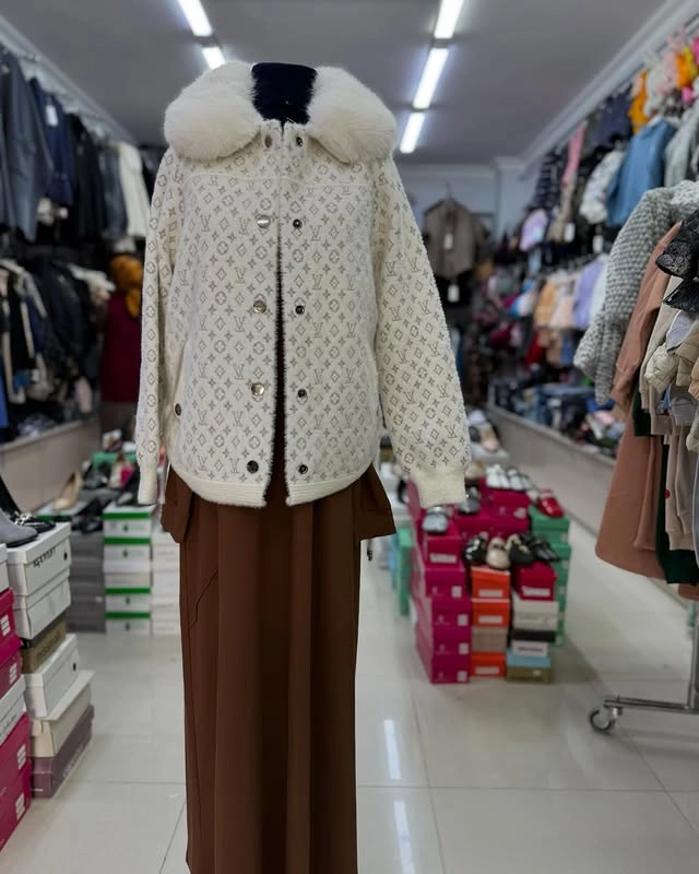 Türkmen fasonlar pombarh fasonlar Fasonlar 2025 fasonlar fason moda modalar Bezen bezen Türkmen fasonlar 2026 Türkmen fasonlar 2025 Türkmen fasonlar 2024 Türkmen fasonlar 2023 turkmenistan türkmenistan turkmen türkmen ashgabat  asgabat aşgabat balkan mary lebap dashoguz dasoguz daşoguz pombarh ponbarhat gulyupek gülýüpek stapel ştapel Gralan Çüýdeşen Abaýa Gadymy Krep Gurultaý 	Keteni Ýüpek Şifon Gipýur Lyon Welwet Atlas Kaşemir Streýç Suzana Ştapel Gülýüpek Pombarh Ýupka Gursakça Aksesuarlar Palto Penjek Okuw eşik Fata Sport eşik Uniforma Nakidka Öýme Şarf kompýuter ýaka ýaglyk Arenda köýnek 2nji el köýnek Taýyn köýnek Matalar Milli lybas milli lybaslar Toý köýnek Toý köýnekler toy koynek toy koynekler gundelik koynekler Gündelik	 
 köýnekler fata koynek Modern taze fason Eskiz koynektm turkmenkoynek türkmenkoynek fason moda moda fasonlar Iş eşik el iş	sada	ýakaly ýakasyz	keşdeli biserli	ýeňli giň nagyşly ýüregi açyk stoýka ýaka ýanly kombinasiýa 	zerli üsti aşak guşakly seçekli gysga ýeňli 