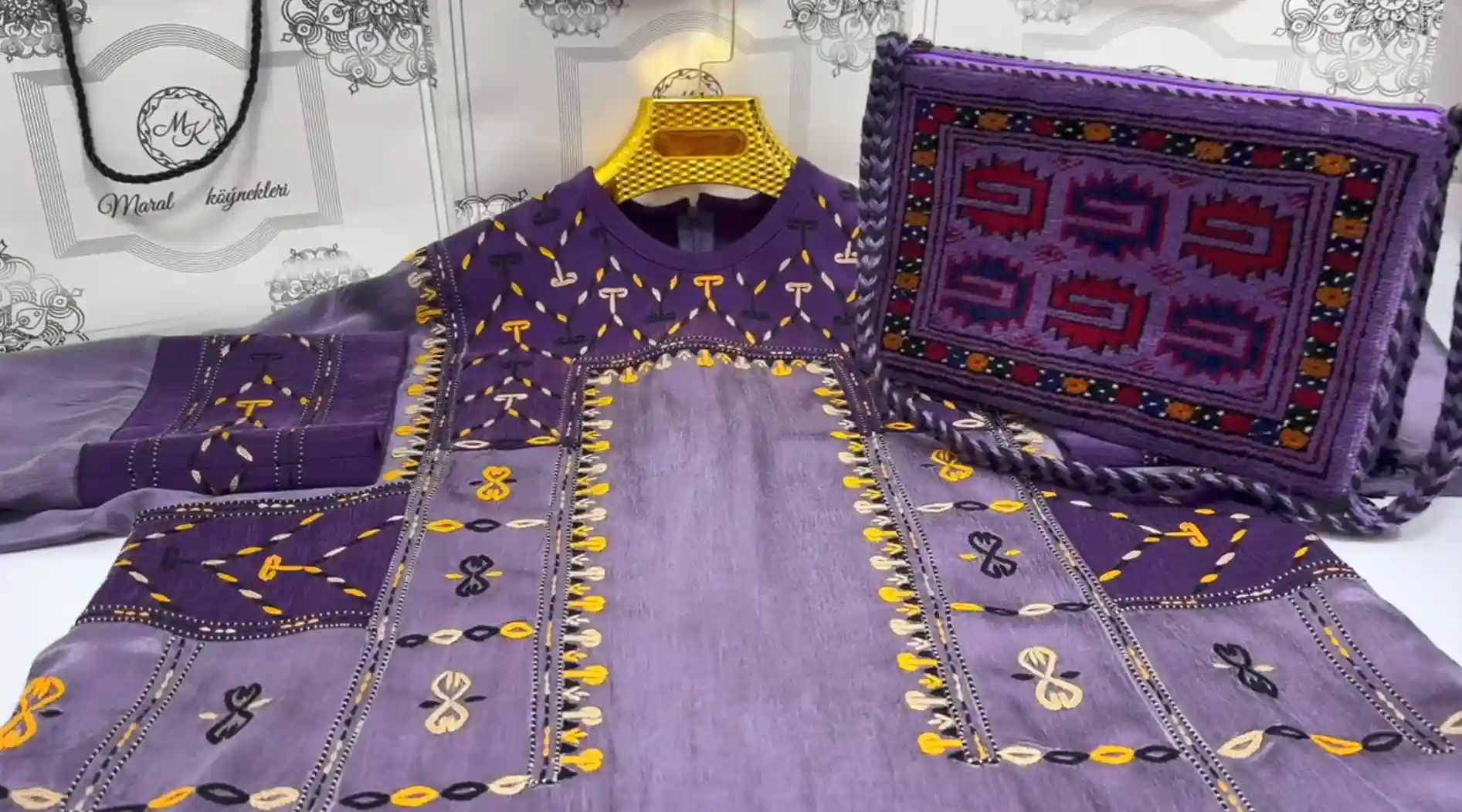 Türkmen fasonlar pombarh fasonlar Fasonlar 2025 fasonlar fason moda modalar Bezen bezen Türkmen fasonlar 2026 Türkmen fasonlar 2025 Türkmen fasonlar 2024 Türkmen fasonlar 2023 turkmenistan türkmenistan turkmen türkmen ashgabat  asgabat aşgabat balkan mary lebap dashoguz dasoguz daşoguz pombarh ponbarhat gulyupek gülýüpek stapel ştapel Gralan Çüýdeşen Abaýa Gadymy Krep Gurultaý 	Keteni Ýüpek Şifon Gipýur Lyon Welwet Atlas Kaşemir Streýç Suzana Ştapel Gülýüpek Pombarh Ýupka Gursakça Aksesuarlar Palto Penjek Okuw eşik Fata Sport eşik Uniforma Nakidka Öýme Şarf kompýuter ýaka ýaglyk Arenda köýnek 2nji el köýnek Taýyn köýnek Matalar Milli lybas milli lybaslar Toý köýnek Toý köýnekler toy koynek toy koynekler gundelik koynekler Gündelik	 
 köýnekler fata koynek Modern taze fason Eskiz koynektm turkmenkoynek türkmenkoynek fason moda moda fasonlar Iş eşik el iş	sada	ýakaly ýakasyz	keşdeli biserli	ýeňli giň nagyşly ýüregi açyk stoýka ýaka ýanly kombinasiýa 	zerli üsti aşak guşakly seçekli gysga ýeňli Gülýüpek Milli lybas keşdeli, ýakasyz, ýeňli, giň, nagyşly 17-25, 26-35 #4B2C75 yaz, tomus, guyz, gysh