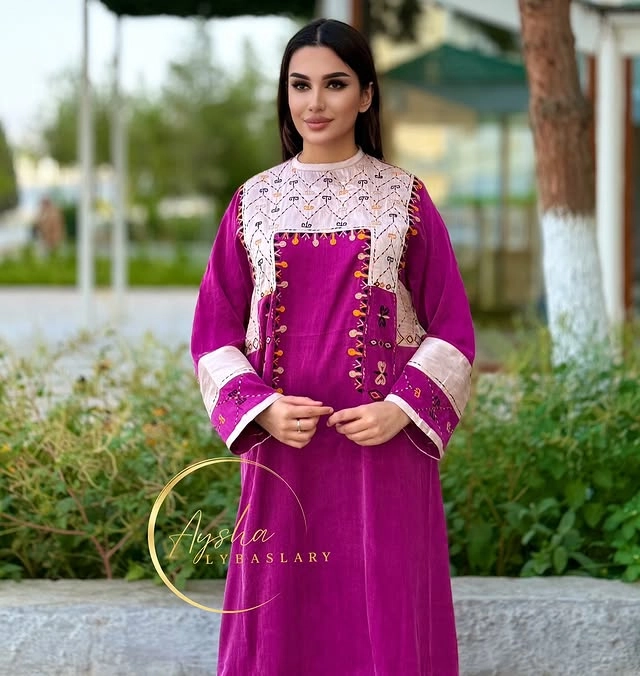 Türkmen fasonlar pombarh fasonlar Fasonlar 2025 fasonlar fason moda modalar Bezen bezen Türkmen fasonlar 2026 Türkmen fasonlar 2025 Türkmen fasonlar 2024 Türkmen fasonlar 2023 turkmenistan türkmenistan turkmen türkmen ashgabat  asgabat aşgabat balkan mary lebap dashoguz dasoguz daşoguz pombarh ponbarhat gulyupek gülýüpek stapel ştapel Gralan Çüýdeşen Abaýa Gadymy Krep Gurultaý 	Keteni Ýüpek Şifon Gipýur Lyon Welwet Atlas Kaşemir Streýç Suzana Ştapel Gülýüpek Pombarh Ýupka Gursakça Aksesuarlar Palto Penjek Okuw eşik Fata Sport eşik Uniforma Nakidka Öýme Şarf kompýuter ýaka ýaglyk Arenda köýnek 2nji el köýnek Taýyn köýnek Matalar Milli lybas milli lybaslar Toý köýnek Toý köýnekler toy koynek toy koynekler gundelik koynekler Gündelik	 
 köýnekler fata koynek Modern taze fason Eskiz koynektm turkmenkoynek türkmenkoynek fason moda moda fasonlar Iş eşik el iş	sada	ýakaly ýakasyz	keşdeli biserli	ýeňli giň nagyşly ýüregi açyk stoýka ýaka ýanly kombinasiýa 	zerli üsti aşak guşakly seçekli gysga ýeňli Gülýüpek Gündelik el iş, keşdeli, ýakasyz, ýeňli, giň 17-25, 26-35 Gülgüne, Gyzyl yaz, tomus, guyz, gysh