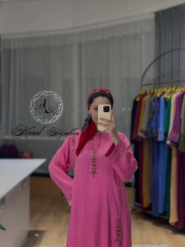 Türkmen fasonlar pombarh fasonlar Fasonlar 2025 fasonlar fason moda modalar Bezen bezen Türkmen fasonlar 2026 Türkmen fasonlar 2025 Türkmen fasonlar 2024 Türkmen fasonlar 2023 turkmenistan türkmenistan turkmen türkmen ashgabat  asgabat aşgabat balkan mary lebap dashoguz dasoguz daşoguz pombarh ponbarhat gulyupek gülýüpek stapel ştapel Gralan Çüýdeşen Abaýa Gadymy Krep Gurultaý 	Keteni Ýüpek Şifon Gipýur Lyon Welwet Atlas Kaşemir Streýç Suzana Ştapel Gülýüpek Pombarh Ýupka Gursakça Aksesuarlar Palto Penjek Okuw eşik Fata Sport eşik Uniforma Nakidka Öýme Şarf kompýuter ýaka ýaglyk Arenda köýnek 2nji el köýnek Taýyn köýnek Matalar Milli lybas milli lybaslar Toý köýnek Toý köýnekler toy koynek toy koynekler gundelik koynekler Gündelik	 
 köýnekler fata koynek Modern taze fason Eskiz koynektm turkmenkoynek türkmenkoynek fason moda moda fasonlar Iş eşik el iş	sada	ýakaly ýakasyz	keşdeli biserli	ýeňli giň nagyşly ýüregi açyk stoýka ýaka ýanly kombinasiýa 	zerli üsti aşak guşakly seçekli gysga ýeňli 