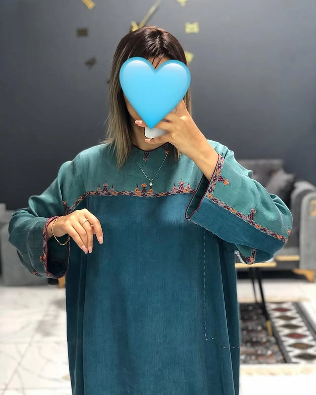 Türkmen fasonlar pombarh fasonlar Fasonlar 2025 fasonlar fason moda modalar Bezen bezen Türkmen fasonlar 2026 Türkmen fasonlar 2025 Türkmen fasonlar 2024 Türkmen fasonlar 2023 turkmenistan türkmenistan turkmen türkmen ashgabat  asgabat aşgabat balkan mary lebap dashoguz dasoguz daşoguz pombarh ponbarhat gulyupek gülýüpek stapel ştapel Gralan Çüýdeşen Abaýa Gadymy Krep Gurultaý 	Keteni Ýüpek Şifon Gipýur Lyon Welwet Atlas Kaşemir Streýç Suzana Ştapel Gülýüpek Pombarh Ýupka Gursakça Aksesuarlar Palto Penjek Okuw eşik Fata Sport eşik Uniforma Nakidka Öýme Şarf kompýuter ýaka ýaglyk Arenda köýnek 2nji el köýnek Taýyn köýnek Matalar Milli lybas milli lybaslar Toý köýnek Toý köýnekler toy koynek toy koynekler gundelik koynekler Gündelik	 
 köýnekler fata koynek Modern taze fason Eskiz koynektm turkmenkoynek türkmenkoynek fason moda moda fasonlar Iş eşik el iş	sada	ýakaly ýakasyz	keşdeli biserli	ýeňli giň nagyşly ýüregi açyk stoýka ýaka ýanly kombinasiýa 	zerli üsti aşak guşakly seçekli gysga ýeňli Ýüpek, Gülýüpek Toý köýnek, Gündelik, Iş eşik el iş, keşdeli, ýakasyz, ýeňli, giň, nagyşly 26-35, 35+ Gök, Benewşe yaz, tomus, guyz