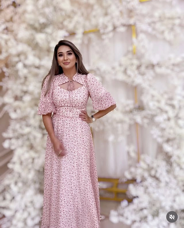 Türkmen fasonlar pombarh fasonlar Fasonlar 2025 fasonlar fason moda modalar Bezen bezen Türkmen fasonlar 2026 Türkmen fasonlar 2025 Türkmen fasonlar 2024 Türkmen fasonlar 2023 turkmenistan türkmenistan turkmen türkmen ashgabat  asgabat aşgabat balkan mary lebap dashoguz dasoguz daşoguz pombarh ponbarhat gulyupek gülýüpek stapel ştapel Gralan Çüýdeşen Abaýa Gadymy Krep Gurultaý 	Keteni Ýüpek Şifon Gipýur Lyon Welwet Atlas Kaşemir Streýç Suzana Ştapel Gülýüpek Pombarh Ýupka Gursakça Aksesuarlar Palto Penjek Okuw eşik Fata Sport eşik Uniforma Nakidka Öýme Şarf kompýuter ýaka ýaglyk Arenda köýnek 2nji el köýnek Taýyn köýnek Matalar Milli lybas milli lybaslar Toý köýnek Toý köýnekler toy koynek toy koynekler gundelik koynekler Gündelik	 
 köýnekler fata koynek Modern taze fason Eskiz koynektm turkmenkoynek türkmenkoynek fason moda moda fasonlar Iş eşik el iş	sada	ýakaly ýakasyz	keşdeli biserli	ýeňli giň nagyşly ýüregi açyk stoýka ýaka ýanly kombinasiýa 	zerli üsti aşak guşakly seçekli gysga ýeňli Ştapel, Gülýüpek Gündelik sada, ýakasyz, ýüregi açyk, gysga ýeňli, giň 17-25, 26-35 Gülgüne tomus