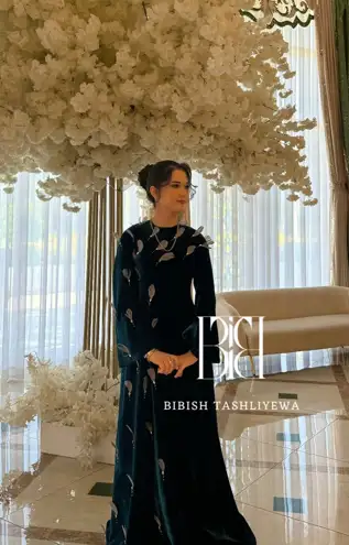 Türkmen fasonlar pombarh fasonlar Fasonlar 2025 fasonlar fason moda modalar Bezen bezen Türkmen fasonlar 2026 Türkmen fasonlar 2025 Türkmen fasonlar 2024 Türkmen fasonlar 2023 turkmenistan türkmenistan turkmen türkmen ashgabat  asgabat aşgabat balkan mary lebap dashoguz dasoguz daşoguz pombarh ponbarhat gulyupek gülýüpek stapel ştapel Gralan Çüýdeşen Abaýa Gadymy Krep Gurultaý 	Keteni Ýüpek Şifon Gipýur Lyon Welwet Atlas Kaşemir Streýç Suzana Ştapel Gülýüpek Pombarh Ýupka Gursakça Aksesuarlar Palto Penjek Okuw eşik Fata Sport eşik Uniforma Nakidka Öýme Şarf kompýuter ýaka ýaglyk Arenda köýnek 2nji el köýnek Taýyn köýnek Matalar Milli lybas milli lybaslar Toý köýnek Toý köýnekler toy koynek toy koynekler gundelik koynekler Gündelik	 
 köýnekler fata koynek Modern taze fason Eskiz koynektm turkmenkoynek türkmenkoynek fason moda moda fasonlar Iş eşik el iş	sada	ýakaly ýakasyz	keşdeli biserli	ýeňli giň nagyşly ýüregi açyk stoýka ýaka ýanly kombinasiýa 	zerli üsti aşak guşakly seçekli gysga ýeňli Panbarhat (Pombarh) Toý köýnek el iş, ýakasyz, ýeňli, giň 17-25, 26-35 Goýy-gök yaz, guyz, gysh