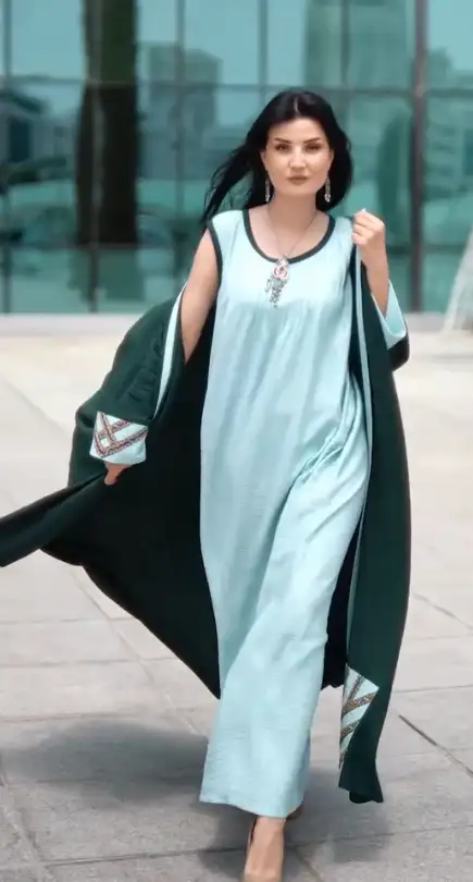 Türkmen fasonlar pombarh fasonlar Fasonlar 2025 fasonlar fason moda modalar Bezen bezen Türkmen fasonlar 2026 Türkmen fasonlar 2025 Türkmen fasonlar 2024 Türkmen fasonlar 2023 turkmenistan türkmenistan turkmen türkmen ashgabat  asgabat aşgabat balkan mary lebap dashoguz dasoguz daşoguz pombarh ponbarhat gulyupek gülýüpek stapel ştapel Gralan Çüýdeşen Abaýa Gadymy Krep Gurultaý 	Keteni Ýüpek Şifon Gipýur Lyon Welwet Atlas Kaşemir Streýç Suzana Ştapel Gülýüpek Pombarh Ýupka Gursakça Aksesuarlar Palto Penjek Okuw eşik Fata Sport eşik Uniforma Nakidka Öýme Şarf kompýuter ýaka ýaglyk Arenda köýnek 2nji el köýnek Taýyn köýnek Matalar Milli lybas milli lybaslar Toý köýnek Toý köýnekler toy koynek toy koynekler gundelik koynekler Gündelik	 
 köýnekler fata koynek Modern taze fason Eskiz koynektm turkmenkoynek türkmenkoynek fason moda moda fasonlar Iş eşik el iş	sada	ýakaly ýakasyz	keşdeli biserli	ýeňli giň nagyşly ýüregi açyk stoýka ýaka ýanly kombinasiýa 	zerli üsti aşak guşakly seçekli gysga ýeňli Abaýa Modern ýakasyz, gysga ýeňli, giň 17-25, 26-35 Gök, Goýy-ýaşyl yaz, tomus, guyz