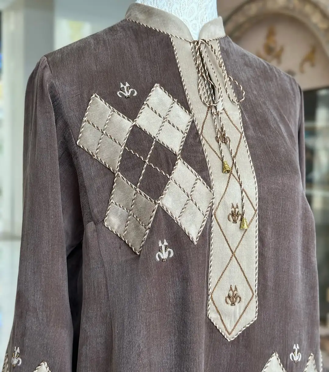 Türkmen fasonlar pombarh fasonlar Fasonlar 2025 fasonlar fason moda modalar Bezen bezen Türkmen fasonlar 2026 Türkmen fasonlar 2025 Türkmen fasonlar 2024 Türkmen fasonlar 2023 turkmenistan türkmenistan turkmen türkmen ashgabat  asgabat aşgabat balkan mary lebap dashoguz dasoguz daşoguz pombarh ponbarhat gulyupek gülýüpek stapel ştapel Gralan Çüýdeşen Abaýa Gadymy Krep Gurultaý 	Keteni Ýüpek Şifon Gipýur Lyon Welwet Atlas Kaşemir Streýç Suzana Ştapel Gülýüpek Pombarh Ýupka Gursakça Aksesuarlar Palto Penjek Okuw eşik Fata Sport eşik Uniforma Nakidka Öýme Şarf kompýuter ýaka ýaglyk Arenda köýnek 2nji el köýnek Taýyn köýnek Matalar Milli lybas milli lybaslar Toý köýnek Toý köýnekler toy koynek toy koynekler gundelik koynekler Gündelik	 
 köýnekler fata koynek Modern taze fason Eskiz koynektm turkmenkoynek türkmenkoynek fason moda moda fasonlar Iş eşik el iş	sada	ýakaly ýakasyz	keşdeli biserli	ýeňli giň nagyşly ýüregi açyk stoýka ýaka ýanly kombinasiýa 	zerli üsti aşak guşakly seçekli gysga ýeňli Gülýüpek Gündelik el iş, ýeňli, giň 26-35 Wizon yaz, tomus, guyz