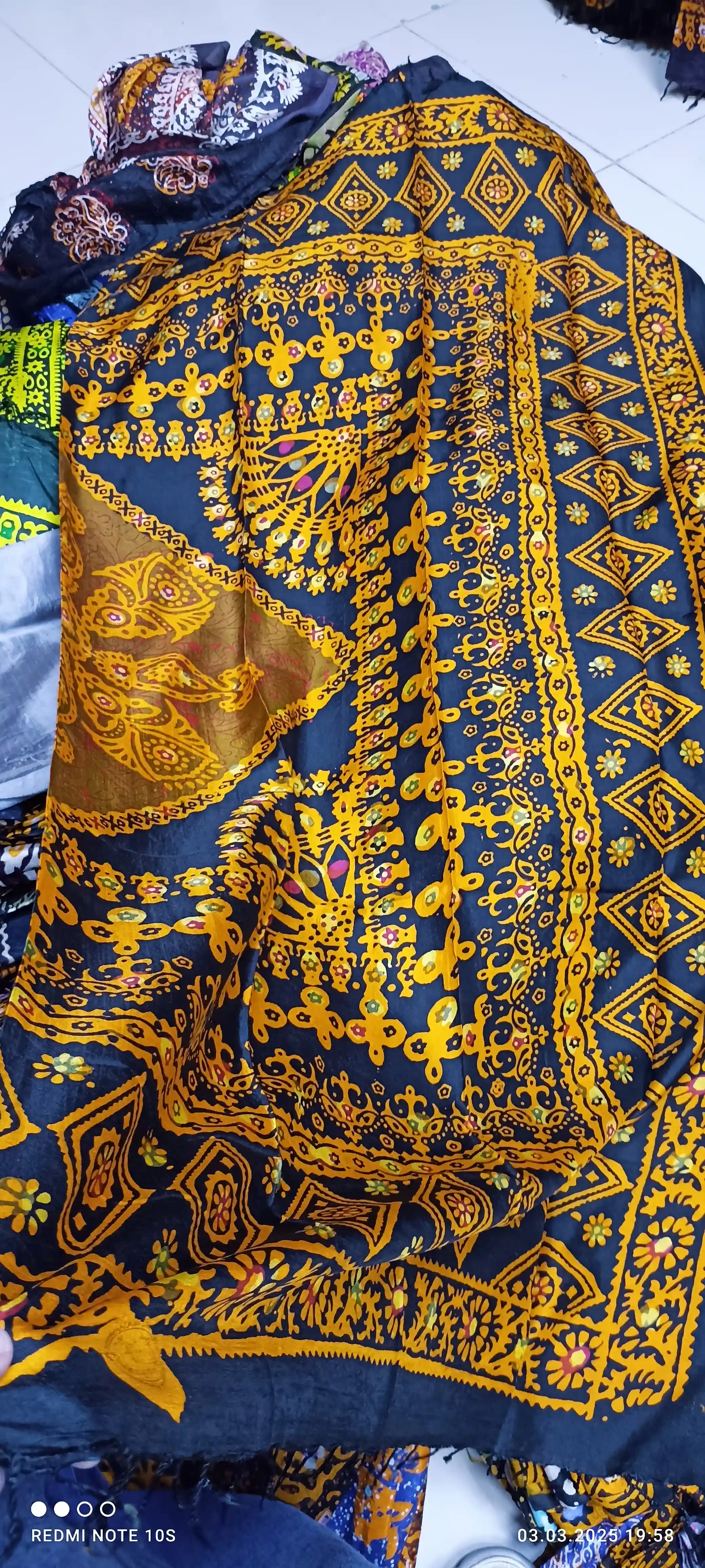 Türkmen fasonlar pombarh fasonlar Fasonlar 2025 fasonlar fason moda modalar Bezen bezen Türkmen fasonlar 2026 Türkmen fasonlar 2025 Türkmen fasonlar 2024 Türkmen fasonlar 2023 turkmenistan türkmenistan turkmen türkmen ashgabat  asgabat aşgabat balkan mary lebap dashoguz dasoguz daşoguz pombarh ponbarhat gulyupek gülýüpek stapel ştapel Gralan Çüýdeşen Abaýa Gadymy Krep Gurultaý 	Keteni Ýüpek Şifon Gipýur Lyon Welwet Atlas Kaşemir Streýç Suzana Ştapel Gülýüpek Pombarh Ýupka Gursakça Aksesuarlar Palto Penjek Okuw eşik Fata Sport eşik Uniforma Nakidka Öýme Şarf kompýuter ýaka ýaglyk Arenda köýnek 2nji el köýnek Taýyn köýnek Matalar Milli lybas milli lybaslar Toý köýnek Toý köýnekler toy koynek toy koynekler gundelik koynekler Gündelik	 
 köýnekler fata koynek Modern taze fason Eskiz koynektm turkmenkoynek türkmenkoynek fason moda moda fasonlar Iş eşik el iş	sada	ýakaly ýakasyz	keşdeli biserli	ýeňli giň nagyşly ýüregi açyk stoýka ýaka ýanly kombinasiýa 	zerli üsti aşak guşakly seçekli gysga ýeňli Öýme