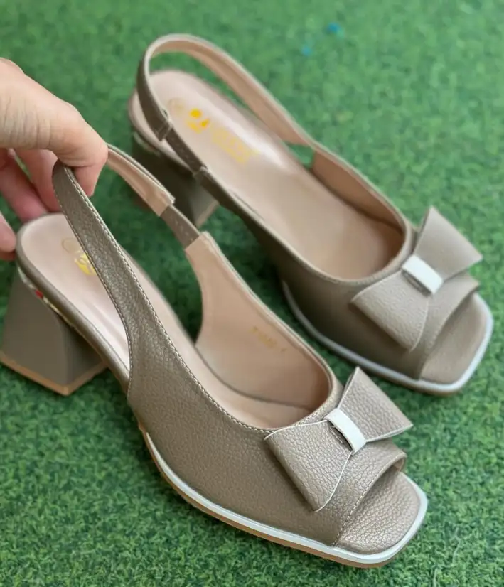 Türkmen fasonlar pombarh fasonlar Fasonlar 2025 fasonlar fason moda modalar Bezen bezen Türkmen fasonlar 2026 Türkmen fasonlar 2025 Türkmen fasonlar 2024 Türkmen fasonlar 2023 turkmenistan türkmenistan turkmen türkmen ashgabat  asgabat aşgabat balkan mary lebap dashoguz dasoguz daşoguz pombarh ponbarhat gulyupek gülýüpek stapel ştapel Gralan Çüýdeşen Abaýa Gadymy Krep Gurultaý 	Keteni Ýüpek Şifon Gipýur Lyon Welwet Atlas Kaşemir Streýç Suzana Ştapel Gülýüpek Pombarh Ýupka Gursakça Aksesuarlar Palto Penjek Okuw eşik Fata Sport eşik Uniforma Nakidka Öýme Şarf kompýuter ýaka ýaglyk Arenda köýnek 2nji el köýnek Taýyn köýnek Matalar Milli lybas milli lybaslar Toý köýnek Toý köýnekler toy koynek toy koynekler gundelik koynekler Gündelik	 
 köýnekler fata koynek Modern taze fason Eskiz koynektm turkmenkoynek türkmenkoynek fason moda moda fasonlar Iş eşik el iş	sada	ýakaly ýakasyz	keşdeli biserli	ýeňli giň nagyşly ýüregi açyk stoýka ýaka ýanly kombinasiýa 	zerli üsti aşak guşakly seçekli gysga ýeňli Haki, Gara, Ak  Aýakgap