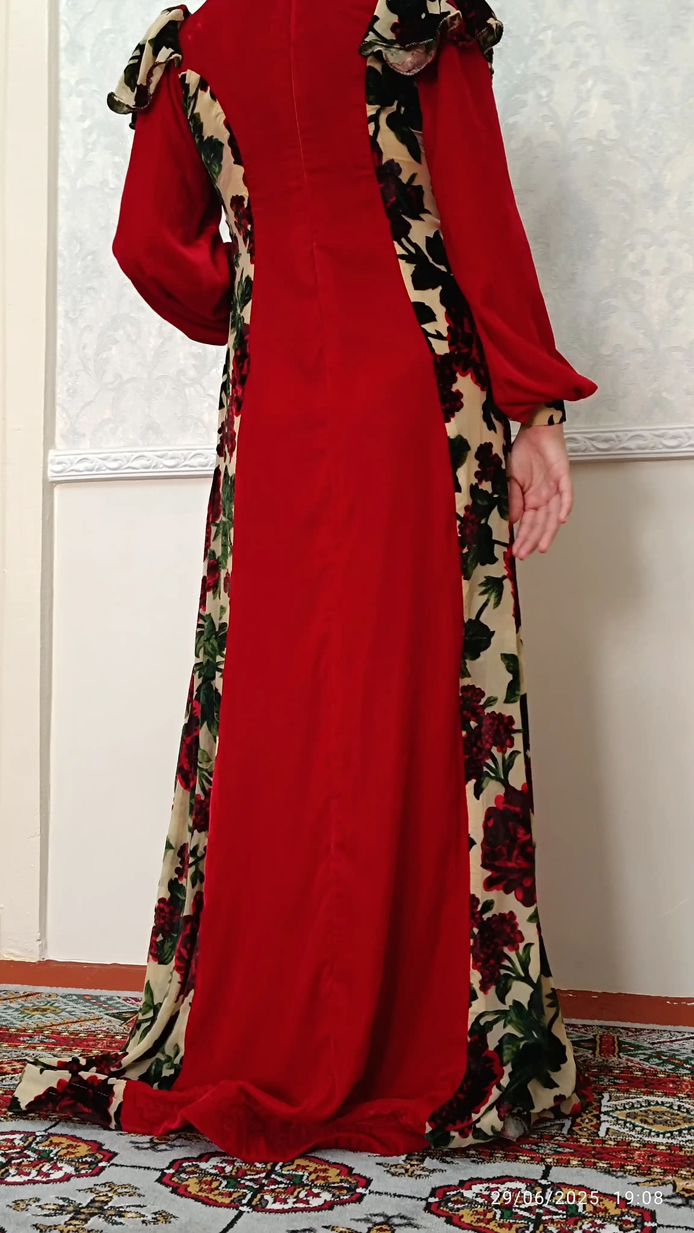 Türkmen fasonlar pombarh fasonlar Fasonlar 2025 fasonlar fason moda modalar Bezen bezen Türkmen fasonlar 2026 Türkmen fasonlar 2025 Türkmen fasonlar 2024 Türkmen fasonlar 2023 turkmenistan türkmenistan turkmen türkmen ashgabat  asgabat aşgabat balkan mary lebap dashoguz dasoguz daşoguz pombarh ponbarhat gulyupek gülýüpek stapel ştapel Gralan Çüýdeşen Abaýa Gadymy Krep Gurultaý 	Keteni Ýüpek Şifon Gipýur Lyon Welwet Atlas Kaşemir Streýç Suzana Ştapel Gülýüpek Pombarh Ýupka Gursakça Aksesuarlar Palto Penjek Okuw eşik Fata Sport eşik Uniforma Nakidka Öýme Şarf kompýuter ýaka ýaglyk Arenda köýnek 2nji el köýnek Taýyn köýnek Matalar Milli lybas milli lybaslar Toý köýnek Toý köýnekler toy koynek toy koynekler gundelik koynekler Gündelik	 
 köýnekler fata koynek Modern taze fason Eskiz koynektm turkmenkoynek türkmenkoynek fason moda moda fasonlar Iş eşik el iş	sada	ýakaly ýakasyz	keşdeli biserli	ýeňli giň nagyşly ýüregi açyk stoýka ýaka ýanly kombinasiýa 	zerli üsti aşak guşakly seçekli gysga ýeňli Panbarhat (Pombarh) Toý köýnek el iş, ýakaly, ýeňli, gysga ýeňli 17-25, 26-35 Bežewyý, Goýy-gyzyl yaz, guyz, gysh 2nji el