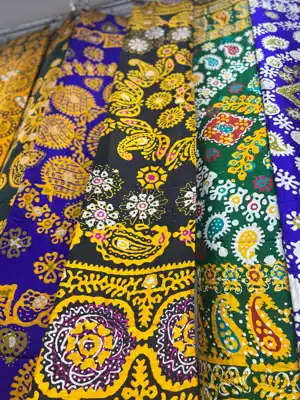 Türkmen fasonlar pombarh fasonlar Fasonlar 2025 fasonlar fason moda modalar Bezen bezen Türkmen fasonlar 2026 Türkmen fasonlar 2025 Türkmen fasonlar 2024 Türkmen fasonlar 2023 turkmenistan türkmenistan turkmen türkmen ashgabat  asgabat aşgabat balkan mary lebap dashoguz dasoguz daşoguz pombarh ponbarhat gulyupek gülýüpek stapel ştapel Gralan Çüýdeşen Abaýa Gadymy Krep Gurultaý 	Keteni Ýüpek Şifon Gipýur Lyon Welwet Atlas Kaşemir Streýç Suzana Ştapel Gülýüpek Pombarh Ýupka Gursakça Aksesuarlar Palto Penjek Okuw eşik Fata Sport eşik Uniforma Nakidka Öýme Şarf kompýuter ýaka ýaglyk Arenda köýnek 2nji el köýnek Taýyn köýnek Matalar Milli lybas milli lybaslar Toý köýnek Toý köýnekler toy koynek toy koynekler gundelik koynekler Gündelik	 
 köýnekler fata koynek Modern taze fason Eskiz koynektm turkmenkoynek türkmenkoynek fason moda moda fasonlar Iş eşik el iş	sada	ýakaly ýakasyz	keşdeli biserli	ýeňli giň nagyşly ýüregi açyk stoýka ýaka ýanly kombinasiýa 	zerli üsti aşak guşakly seçekli gysga ýeňli Öýme