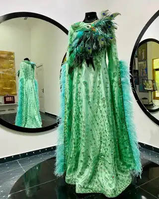 Türkmen fasonlar pombarh fasonlar Fasonlar 2025 fasonlar fason moda modalar Bezen bezen Türkmen fasonlar 2026 Türkmen fasonlar 2025 Türkmen fasonlar 2024 Türkmen fasonlar 2023 turkmenistan türkmenistan turkmen türkmen ashgabat  asgabat aşgabat balkan mary lebap dashoguz dasoguz daşoguz pombarh ponbarhat gulyupek gülýüpek stapel ştapel Gralan Çüýdeşen Abaýa Gadymy Krep Gurultaý 	Keteni Ýüpek Şifon Gipýur Lyon Welwet Atlas Kaşemir Streýç Suzana Ştapel Gülýüpek Pombarh Ýupka Gursakça Aksesuarlar Palto Penjek Okuw eşik Fata Sport eşik Uniforma Nakidka Öýme Şarf kompýuter ýaka ýaglyk Arenda köýnek 2nji el köýnek Taýyn köýnek Matalar Milli lybas milli lybaslar Toý köýnek Toý köýnekler toy koynek toy koynekler gundelik koynekler Gündelik	 
 köýnekler fata koynek Modern taze fason Eskiz koynektm turkmenkoynek türkmenkoynek fason moda moda fasonlar Iş eşik el iş	sada	ýakaly ýakasyz	keşdeli biserli	ýeňli giň nagyşly ýüregi açyk stoýka ýaka ýanly kombinasiýa 	zerli üsti aşak guşakly seçekli gysga ýeňli Şifon Toý köýnek, Modern el iş, ýakasyz, biserli, ýeňli, giň, nagyşly 26-35 Ýaşyl yaz, guyz