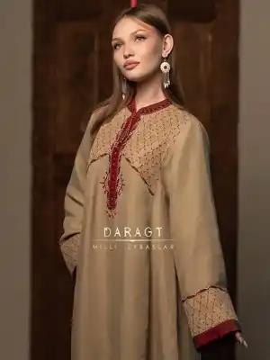 Türkmen fasonlar pombarh fasonlar Fasonlar 2025 fasonlar fason moda modalar Bezen bezen Türkmen fasonlar 2026 Türkmen fasonlar 2025 Türkmen fasonlar 2024 Türkmen fasonlar 2023 turkmenistan türkmenistan turkmen türkmen ashgabat  asgabat aşgabat balkan mary lebap dashoguz dasoguz daşoguz pombarh ponbarhat gulyupek gülýüpek stapel ştapel Gralan Çüýdeşen Abaýa Gadymy Krep Gurultaý 	Keteni Ýüpek Şifon Gipýur Lyon Welwet Atlas Kaşemir Streýç Suzana Ştapel Gülýüpek Pombarh Ýupka Gursakça Aksesuarlar Palto Penjek Okuw eşik Fata Sport eşik Uniforma Nakidka Öýme Şarf kompýuter ýaka ýaglyk Arenda köýnek 2nji el köýnek Taýyn köýnek Matalar Milli lybas milli lybaslar Toý köýnek Toý köýnekler toy koynek toy koynekler gundelik koynekler Gündelik	 
 köýnekler fata koynek Modern taze fason Eskiz koynektm turkmenkoynek türkmenkoynek fason moda moda fasonlar Iş eşik el iş	sada	ýakaly ýakasyz	keşdeli biserli	ýeňli giň nagyşly ýüregi açyk stoýka ýaka ýanly kombinasiýa 	zerli üsti aşak guşakly seçekli gysga ýeňli Gülýüpek Gündelik, Milli lybas el iş, keşdeli, ýakaly, ýeňli, giň, nagyşly 17-25 Altyn yaz, tomus, guyz