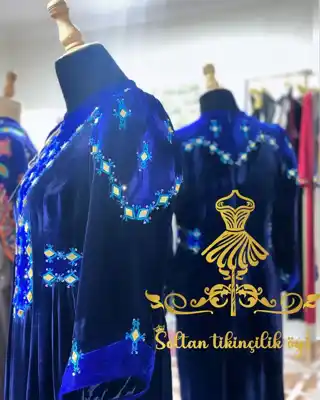 Türkmen fasonlar pombarh fasonlar Fasonlar 2025 fasonlar fason moda modalar Bezen bezen Türkmen fasonlar 2026 Türkmen fasonlar 2025 Türkmen fasonlar 2024 Türkmen fasonlar 2023 turkmenistan türkmenistan turkmen türkmen ashgabat  asgabat aşgabat balkan mary lebap dashoguz dasoguz daşoguz pombarh ponbarhat gulyupek gülýüpek stapel ştapel Gralan Çüýdeşen Abaýa Gadymy Krep Gurultaý 	Keteni Ýüpek Şifon Gipýur Lyon Welwet Atlas Kaşemir Streýç Suzana Ştapel Gülýüpek Pombarh Ýupka Gursakça Aksesuarlar Palto Penjek Okuw eşik Fata Sport eşik Uniforma Nakidka Öýme Şarf kompýuter ýaka ýaglyk Arenda köýnek 2nji el köýnek Taýyn köýnek Matalar Milli lybas milli lybaslar Toý köýnek Toý köýnekler toy koynek toy koynekler gundelik koynekler Gündelik	 
 köýnekler fata koynek Modern taze fason Eskiz koynektm turkmenkoynek türkmenkoynek fason moda moda fasonlar Iş eşik el iş	sada	ýakaly ýakasyz	keşdeli biserli	ýeňli giň nagyşly ýüregi açyk stoýka ýaka ýanly kombinasiýa 	zerli üsti aşak guşakly seçekli gysga ýeňli Panbarhat (Pombarh)