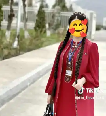 Türkmen fasonlar pombarh fasonlar Fasonlar 2025 fasonlar fason moda modalar Bezen bezen Türkmen fasonlar 2026 Türkmen fasonlar 2025 Türkmen fasonlar 2024 Türkmen fasonlar 2023 turkmenistan türkmenistan turkmen türkmen ashgabat  asgabat aşgabat balkan mary lebap dashoguz dasoguz daşoguz pombarh ponbarhat gulyupek gülýüpek stapel ştapel Gralan Çüýdeşen Abaýa Gadymy Krep Gurultaý 	Keteni Ýüpek Şifon Gipýur Lyon Welwet Atlas Kaşemir Streýç Suzana Ştapel Gülýüpek Pombarh Ýupka Gursakça Aksesuarlar Palto Penjek Okuw eşik Fata Sport eşik Uniforma Nakidka Öýme Şarf kompýuter ýaka ýaglyk Arenda köýnek 2nji el köýnek Taýyn köýnek Matalar Milli lybas milli lybaslar Toý köýnek Toý köýnekler toy koynek toy koynekler gundelik koynekler Gündelik	 
 köýnekler fata koynek Modern taze fason Eskiz koynektm turkmenkoynek türkmenkoynek fason moda moda fasonlar Iş eşik el iş	sada	ýakaly ýakasyz	keşdeli biserli	ýeňli giň nagyşly ýüregi açyk stoýka ýaka ýanly kombinasiýa 	zerli üsti aşak guşakly seçekli gysga ýeňli Suzana, Gülýüpek  ýakaly, ýeňli, giň 17-25, 26-35 Mämişi yaz, tomus, guyz, gysh