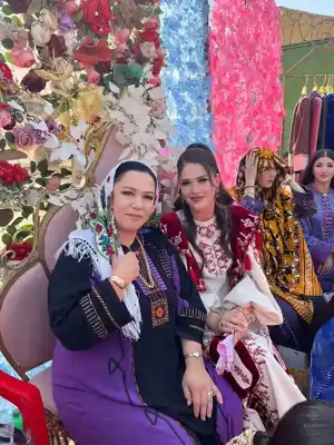 Türkmen fasonlar pombarh fasonlar Fasonlar 2025 fasonlar fason moda modalar Bezen bezen Türkmen fasonlar 2026 Türkmen fasonlar 2025 Türkmen fasonlar 2024 Türkmen fasonlar 2023 turkmenistan türkmenistan turkmen türkmen ashgabat  asgabat aşgabat balkan mary lebap dashoguz dasoguz daşoguz pombarh ponbarhat gulyupek gülýüpek stapel ştapel Gralan Çüýdeşen Abaýa Gadymy Krep Gurultaý 	Keteni Ýüpek Şifon Gipýur Lyon Welwet Atlas Kaşemir Streýç Suzana Ştapel Gülýüpek Pombarh Ýupka Gursakça Aksesuarlar Palto Penjek Okuw eşik Fata Sport eşik Uniforma Nakidka Öýme Şarf kompýuter ýaka ýaglyk Arenda köýnek 2nji el köýnek Taýyn köýnek Matalar Milli lybas milli lybaslar Toý köýnek Toý köýnekler toy koynek toy koynekler gundelik koynekler Gündelik	 
 köýnekler fata koynek Modern taze fason Eskiz koynektm turkmenkoynek türkmenkoynek fason moda moda fasonlar Iş eşik el iş	sada	ýakaly ýakasyz	keşdeli biserli	ýeňli giň nagyşly ýüregi açyk stoýka ýaka ýanly kombinasiýa 	zerli üsti aşak guşakly seçekli gysga ýeňli Ştapel, Gülýüpek Gündelik el iş, sada, ýakaly, ýeňli, giň 26-35, 35+ Gara, #4B2C75 tomus, guyz